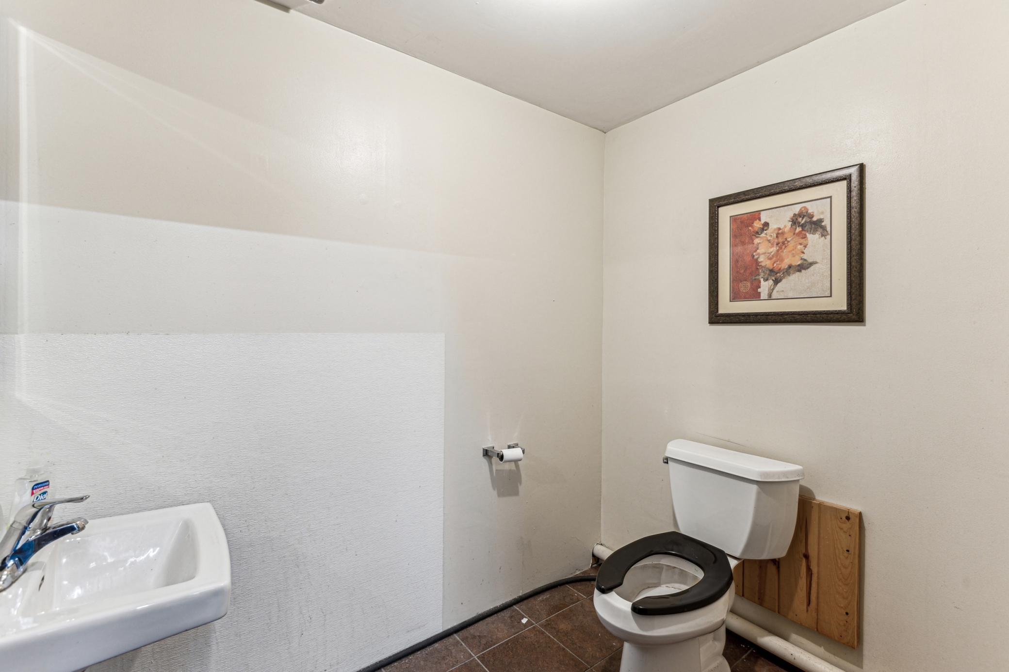 220 Sandberg Road
