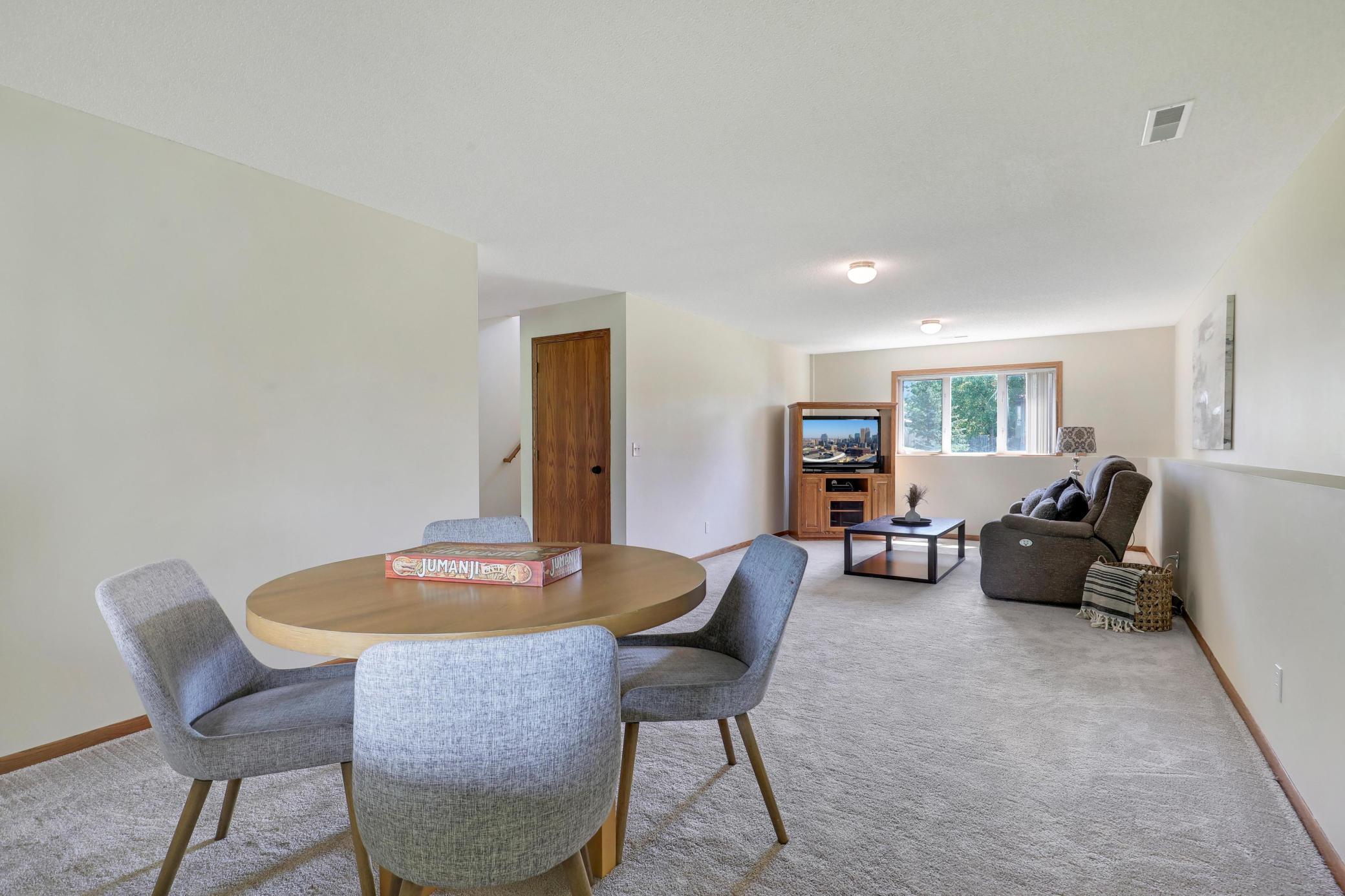 205 4th Street NW
