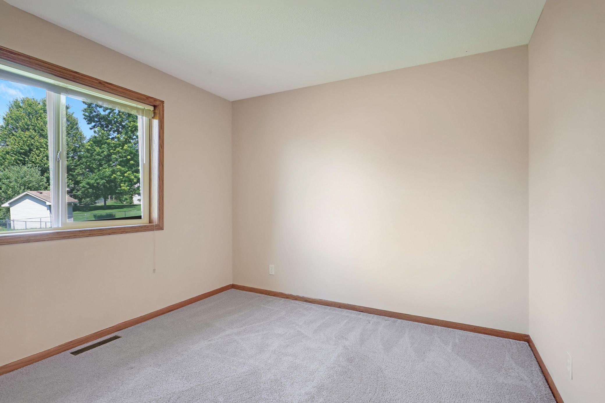 205 4th Street NW
