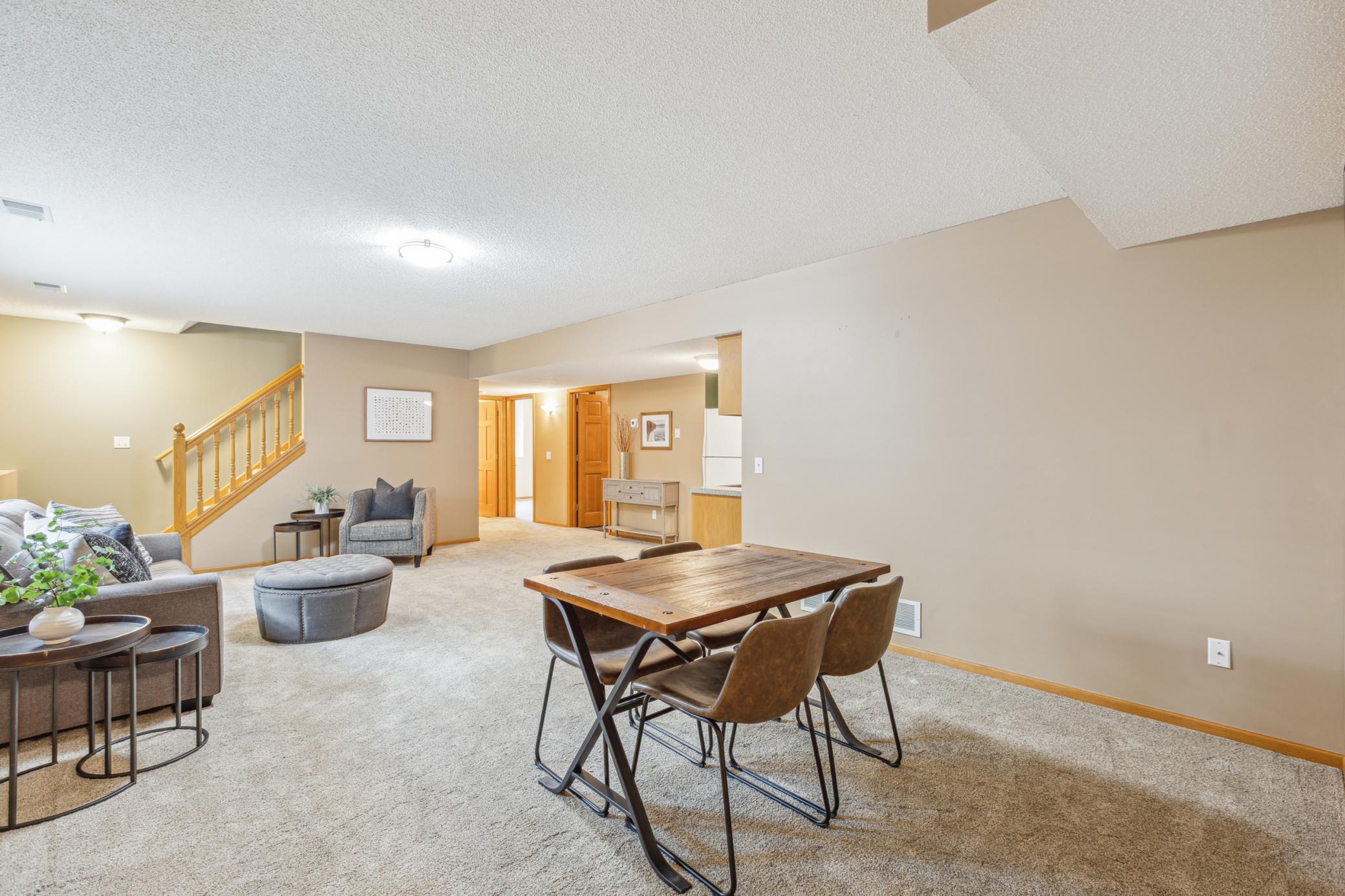 307 Lincoln Drive SE