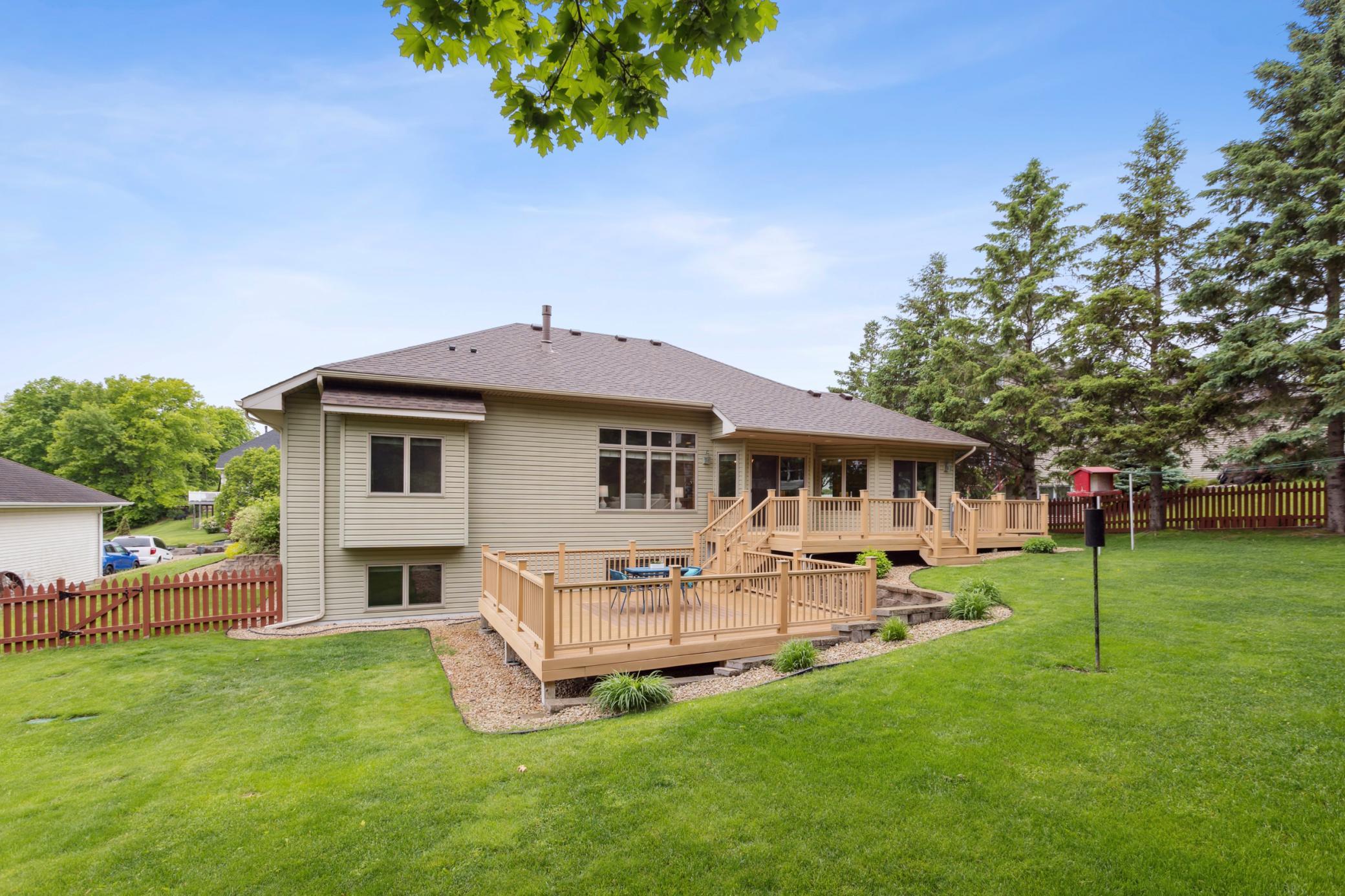 307 Lincoln Drive SE