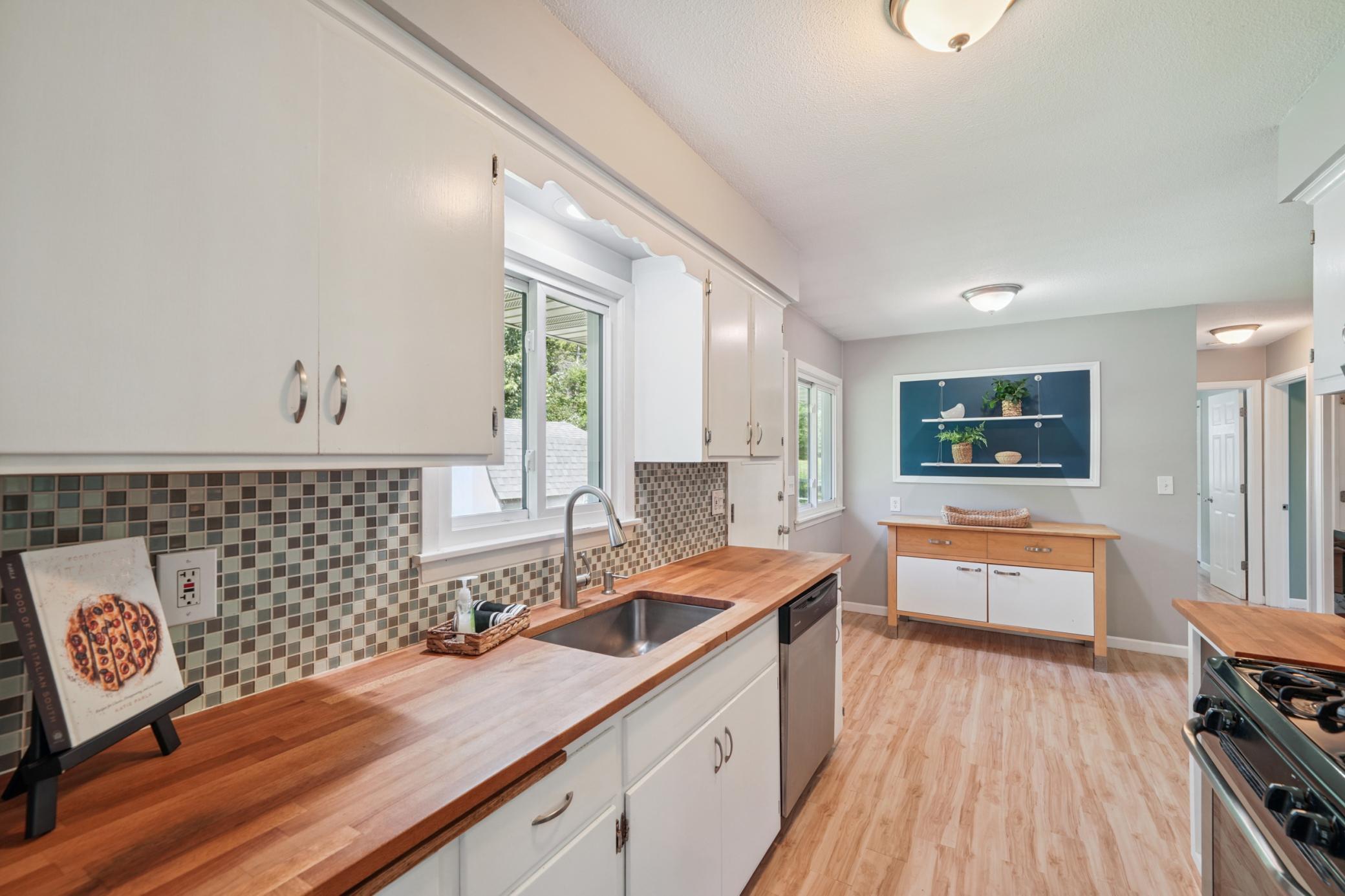 5600 W 107th Street
