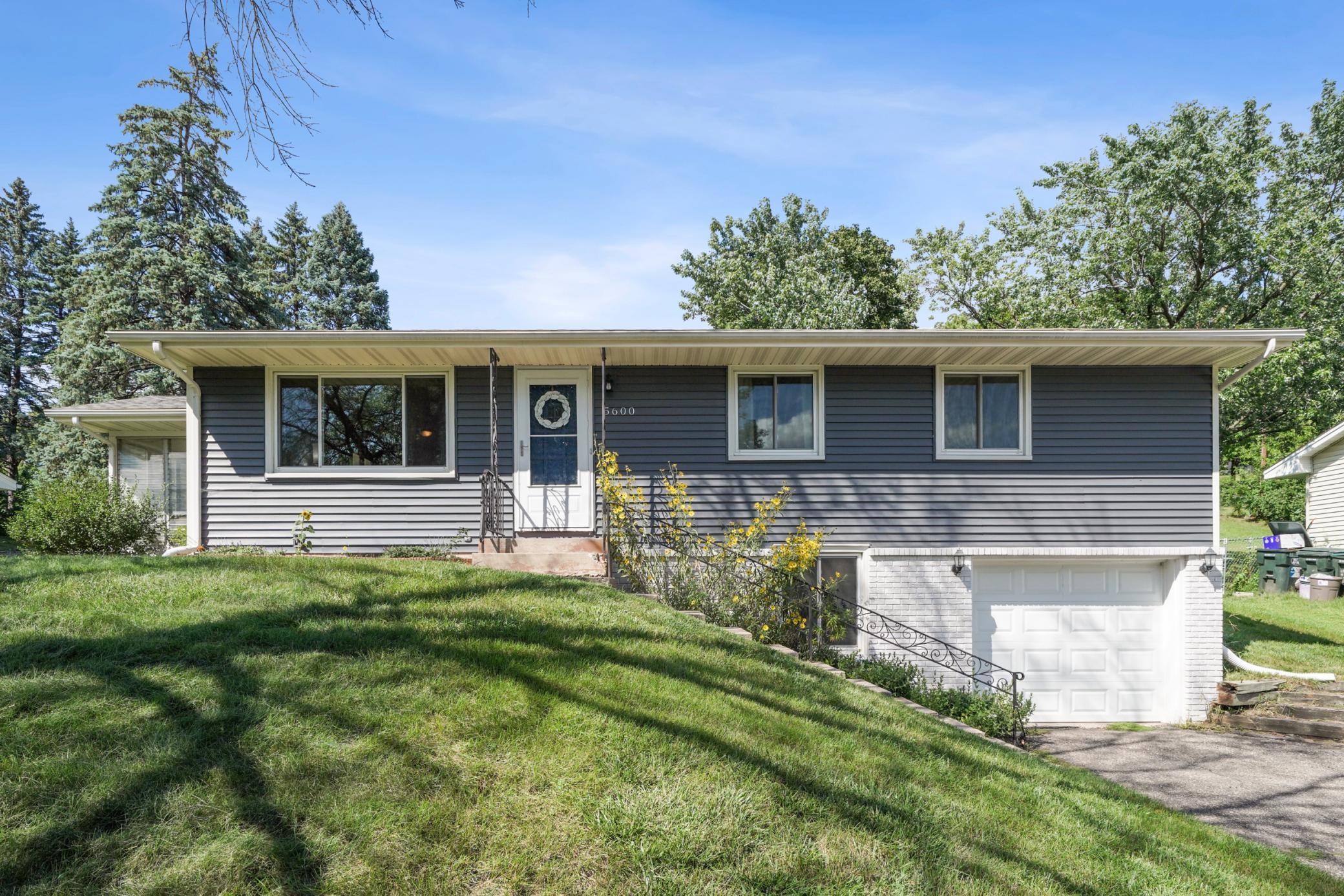5600 W 107th Street