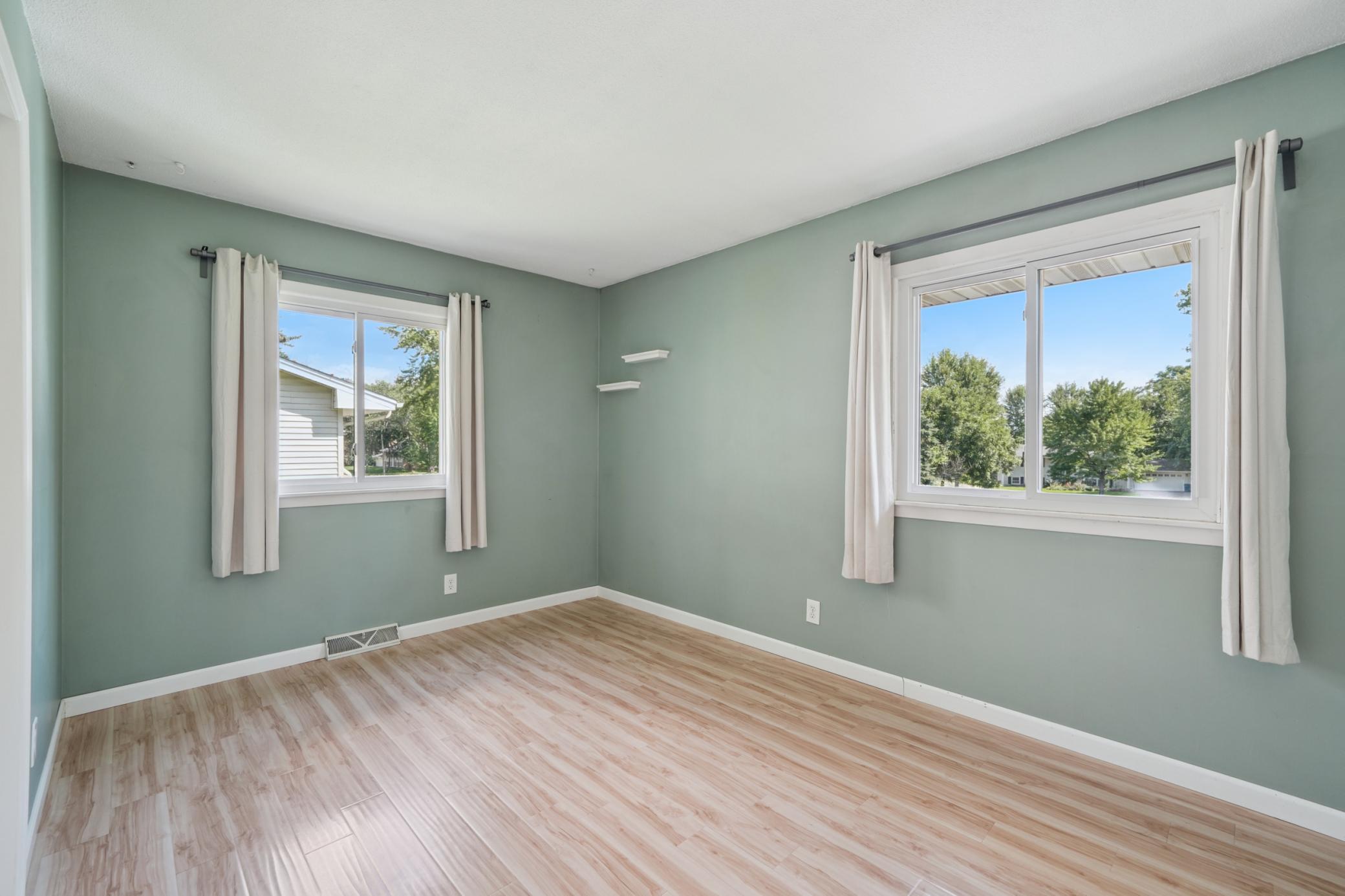 5600 W 107th Street