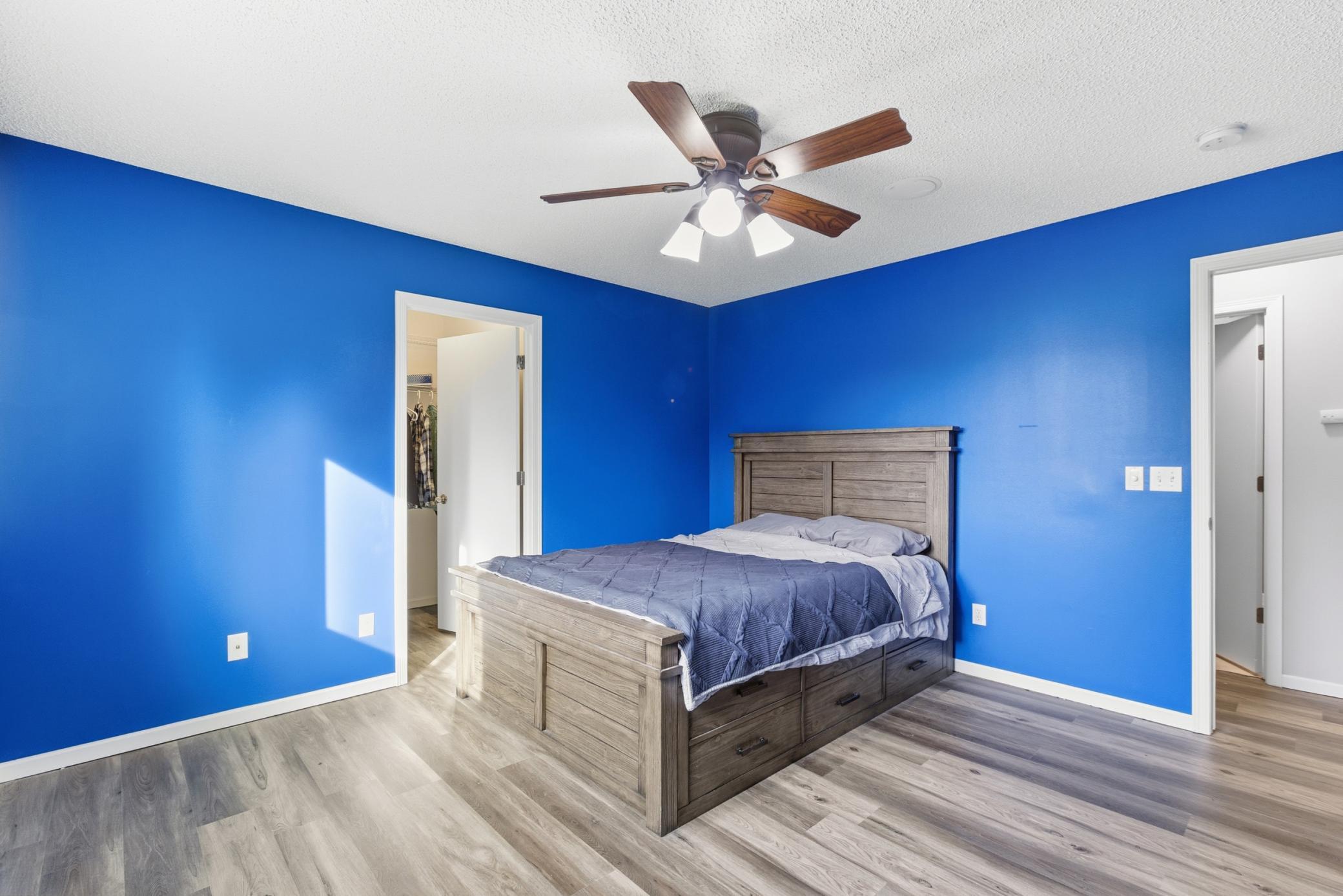 726 7th Street N