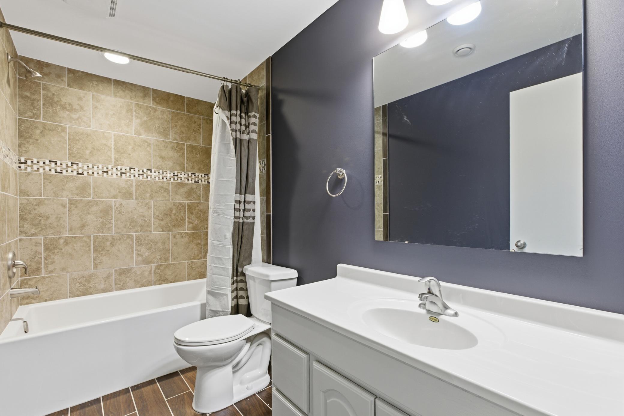 726 7th Street N