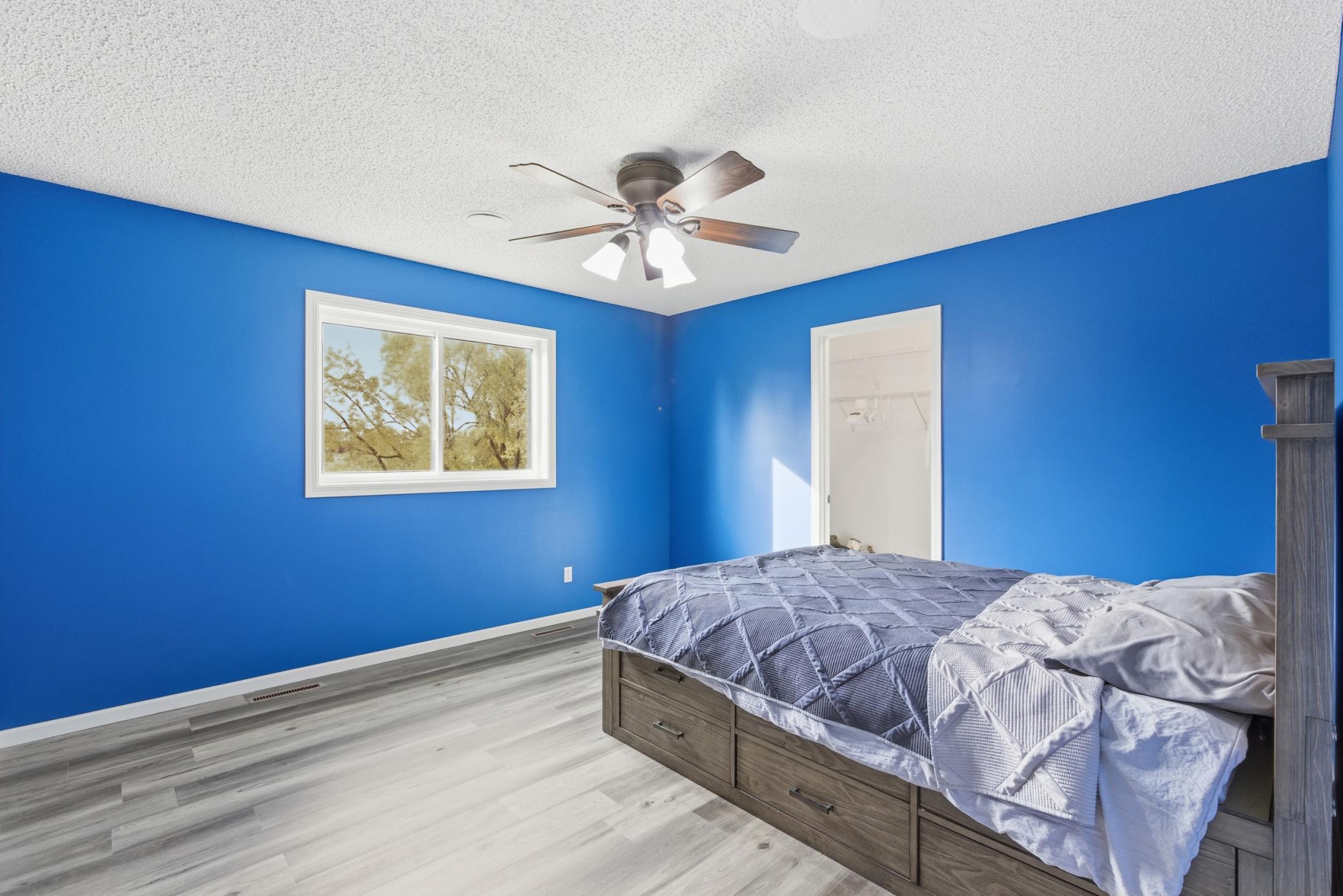 726 7th Street N