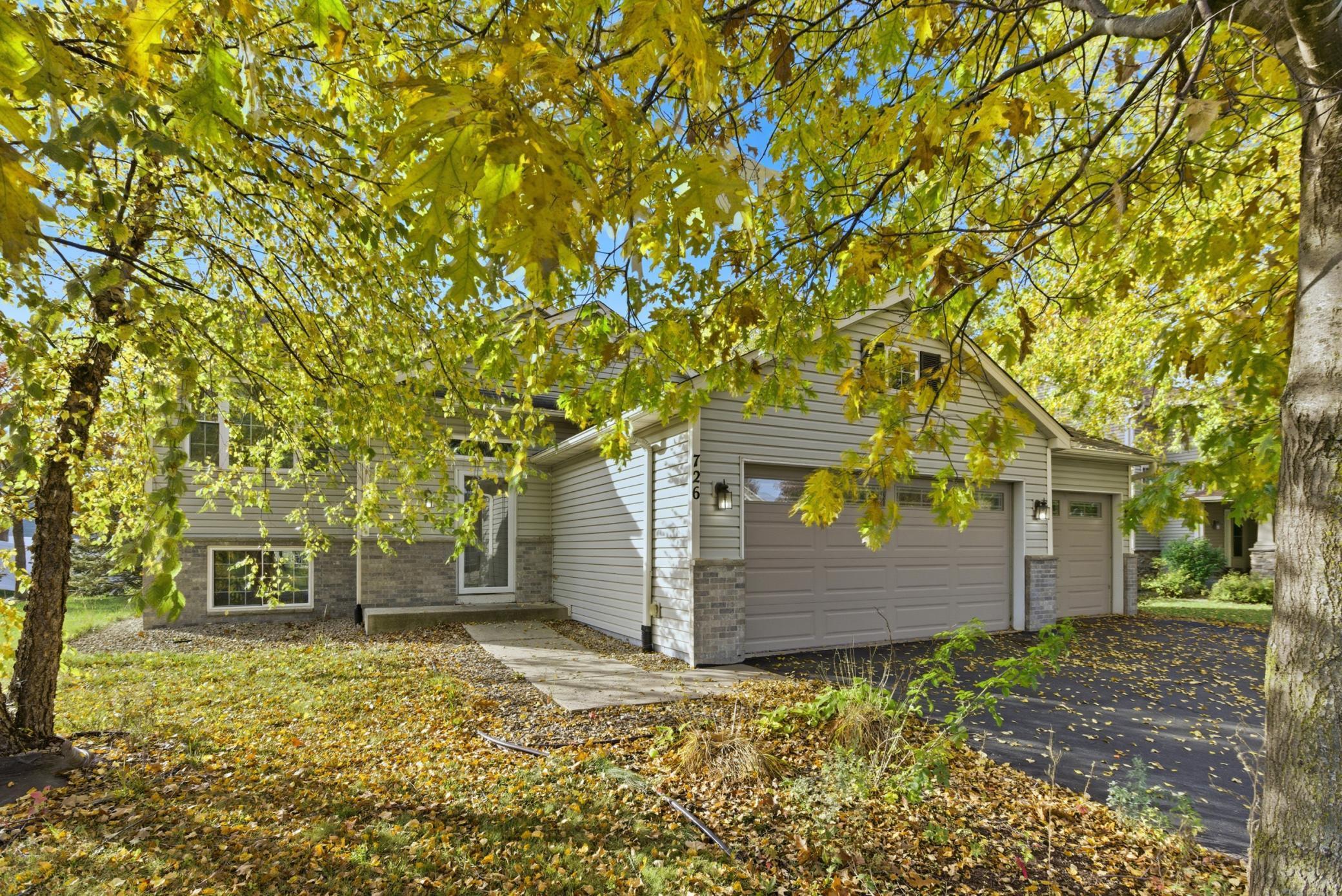 726 7th Street N