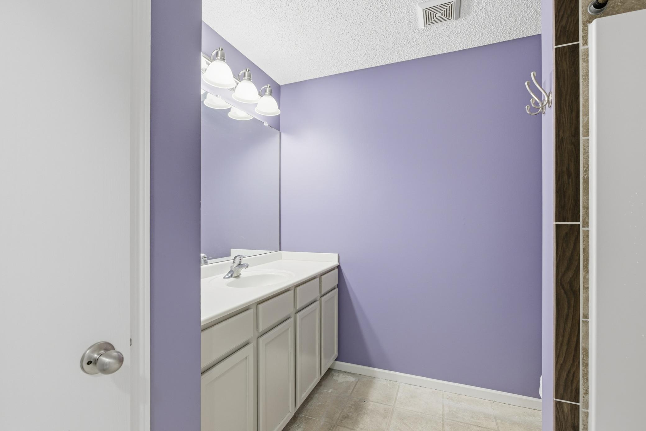 726 7th Street N