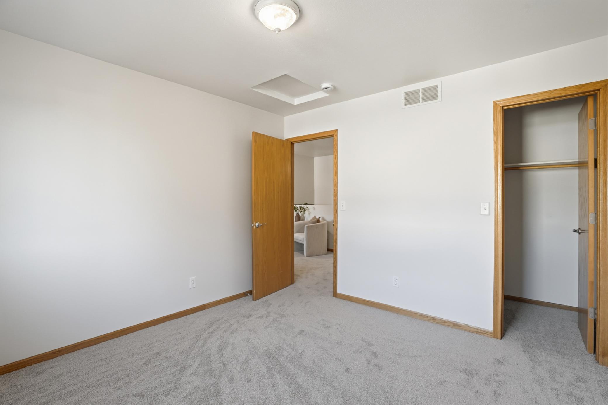 8833 Walnut Place