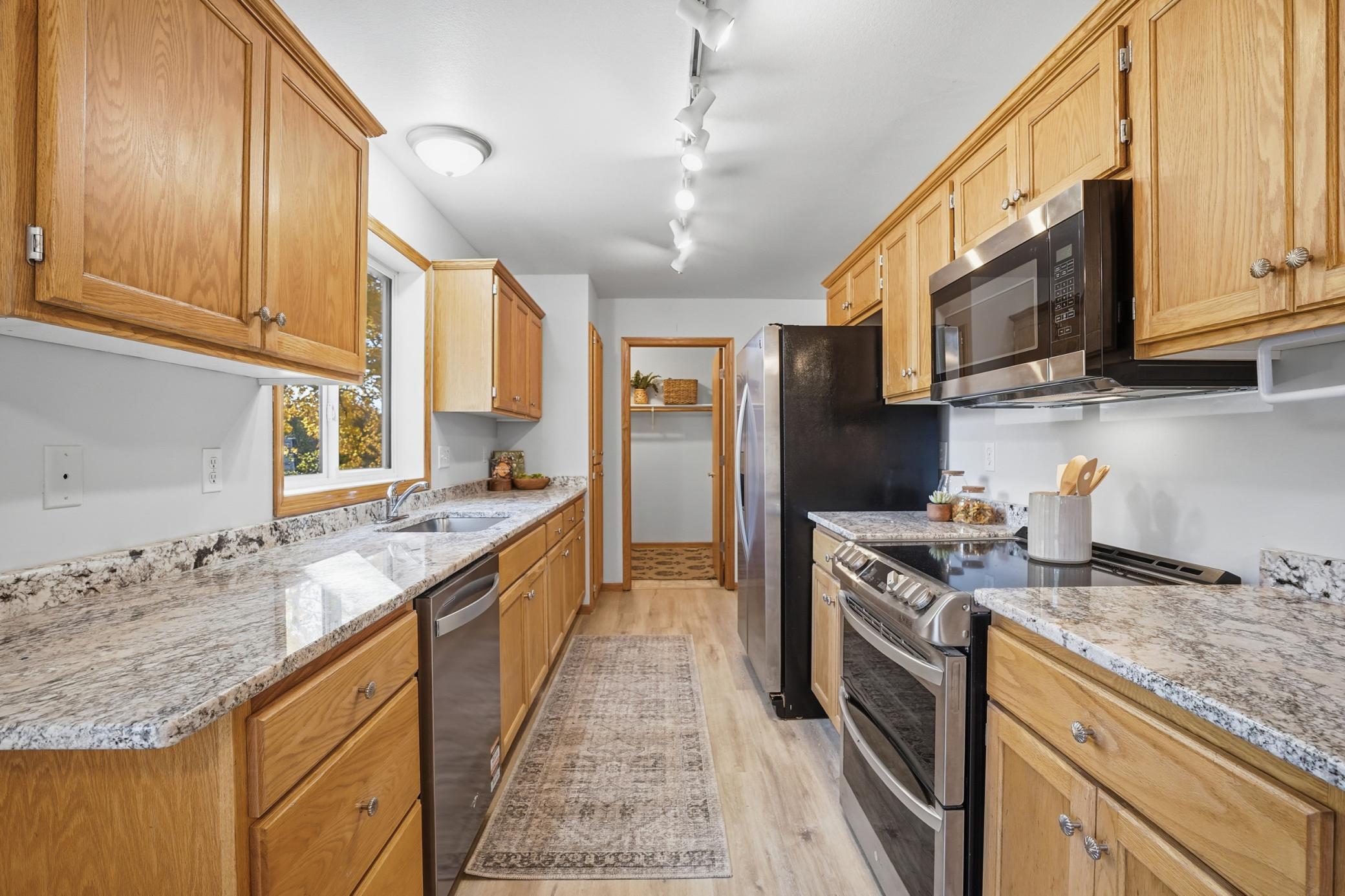 8833 Walnut Place