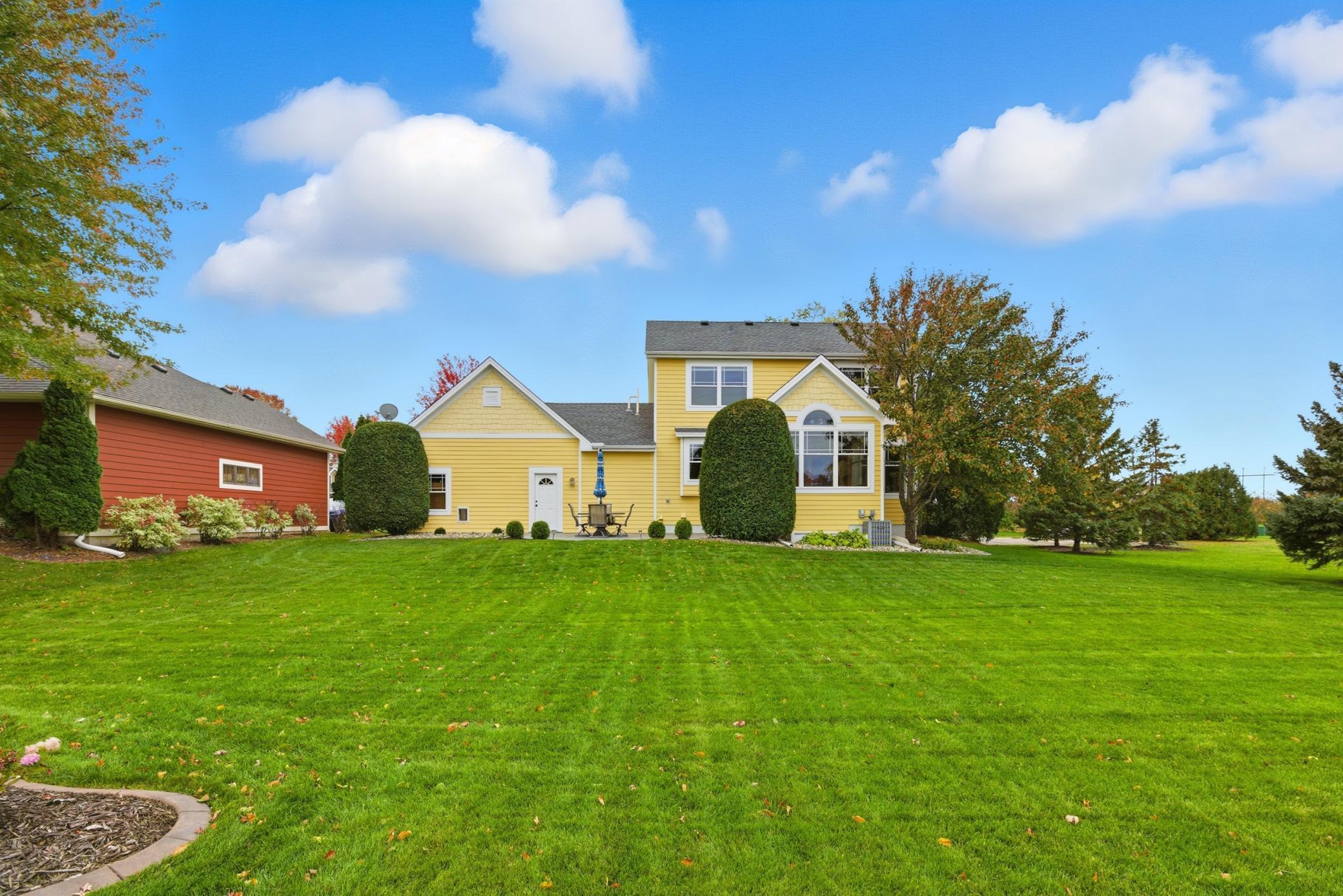 6584 W Laketowne Drive