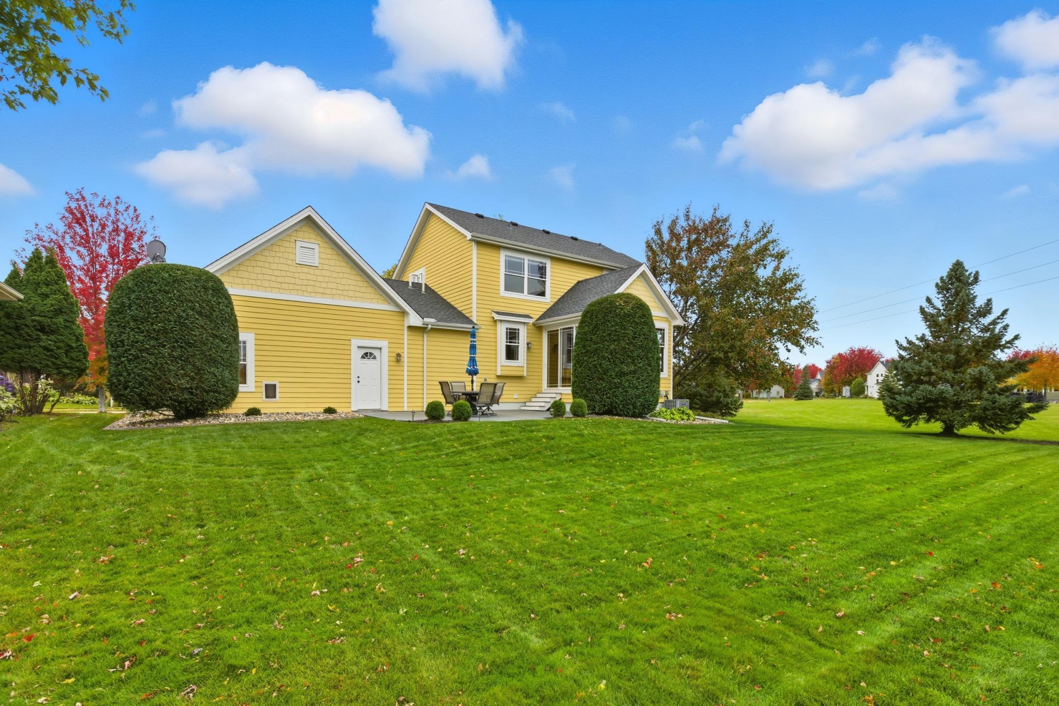 6584 W Laketowne Drive