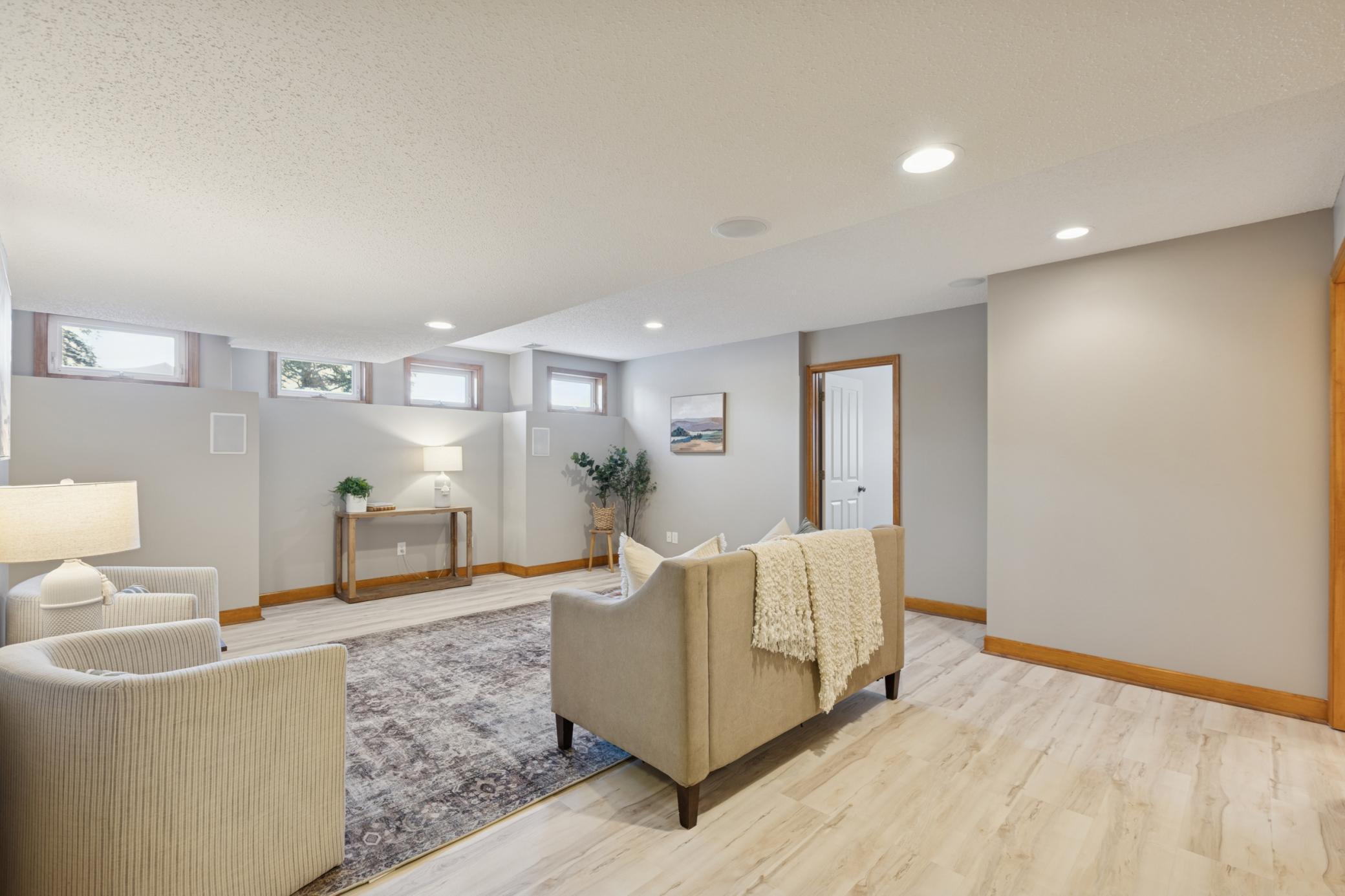 6584 W Laketowne Drive