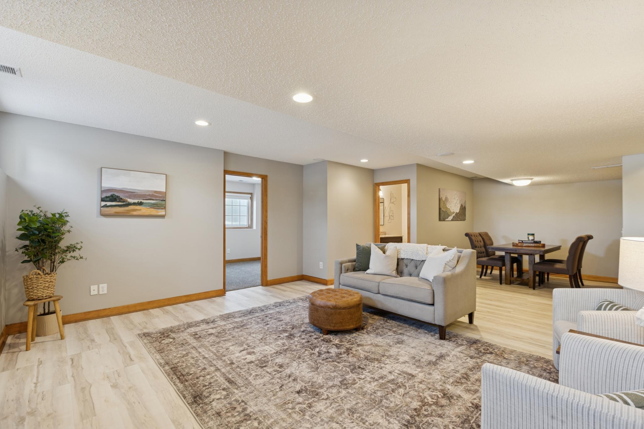 6584 W Laketowne Drive