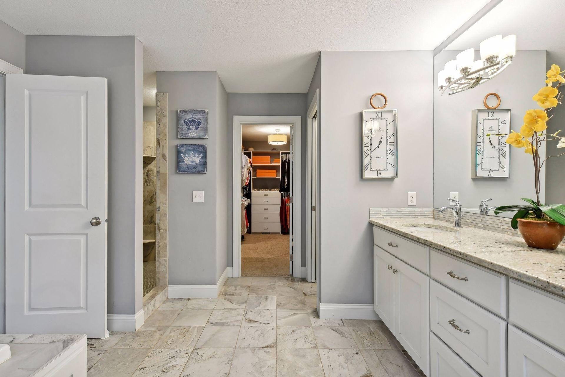 5295 Ranchview Lane N