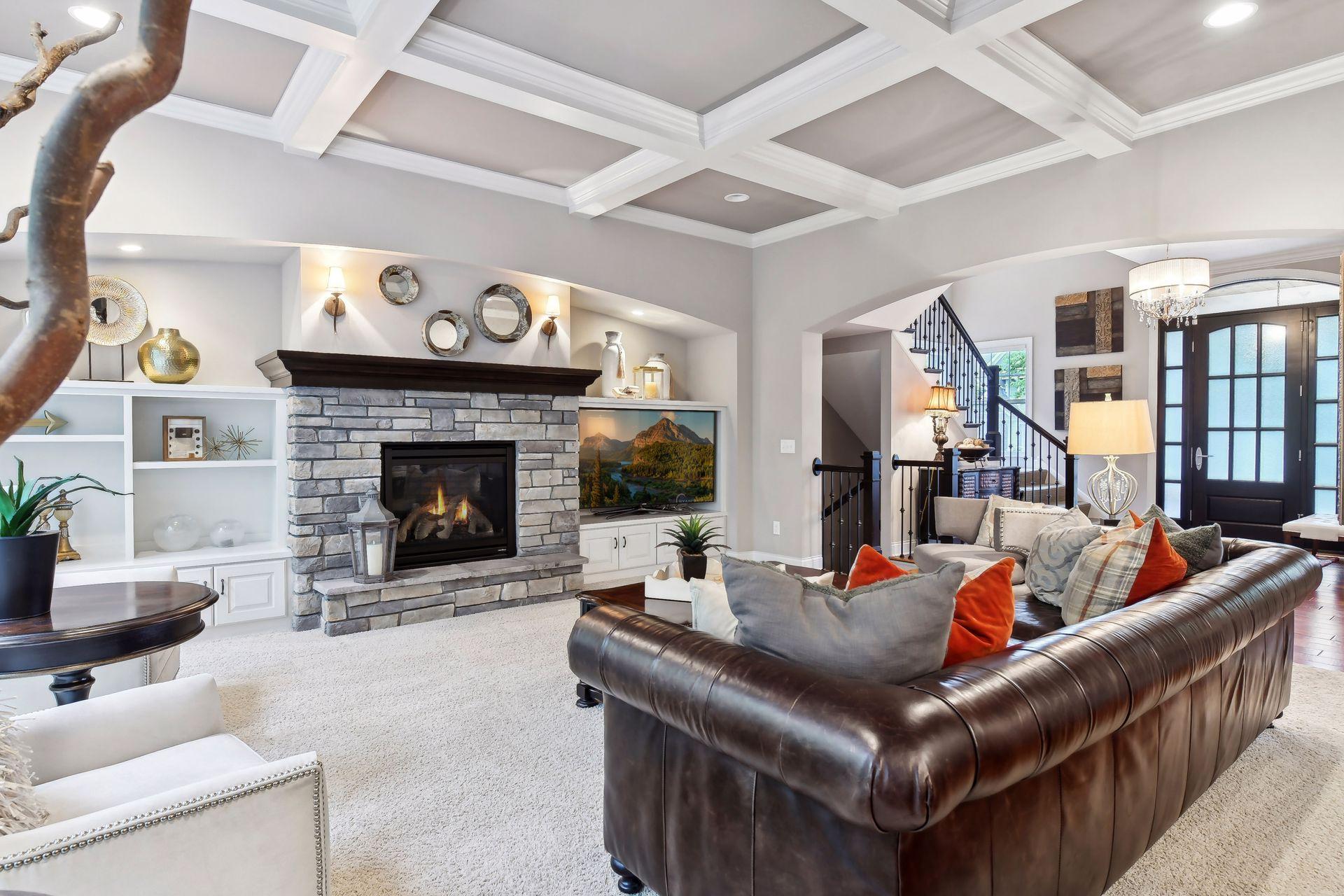 5295 Ranchview Lane N