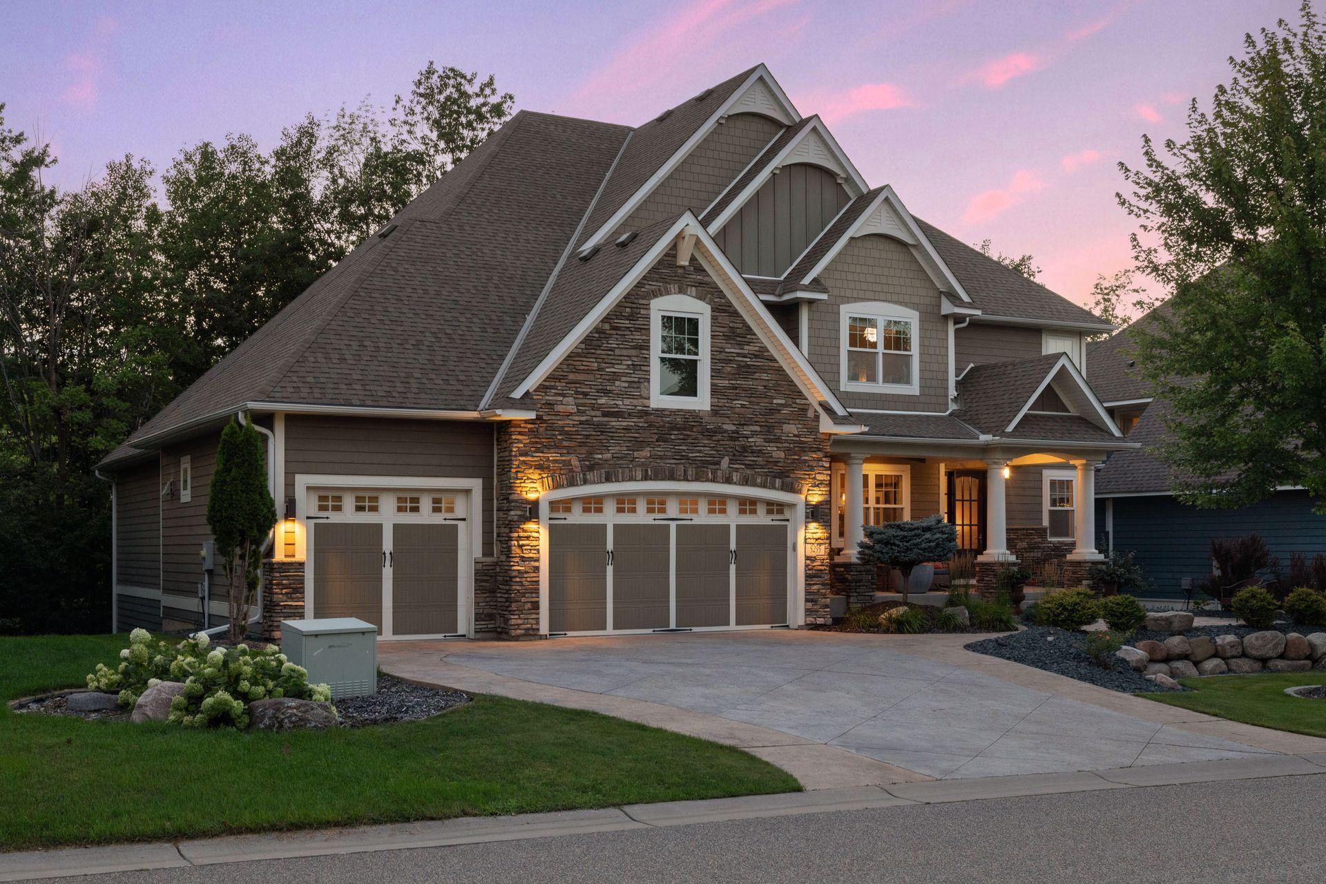 5295 Ranchview Lane N