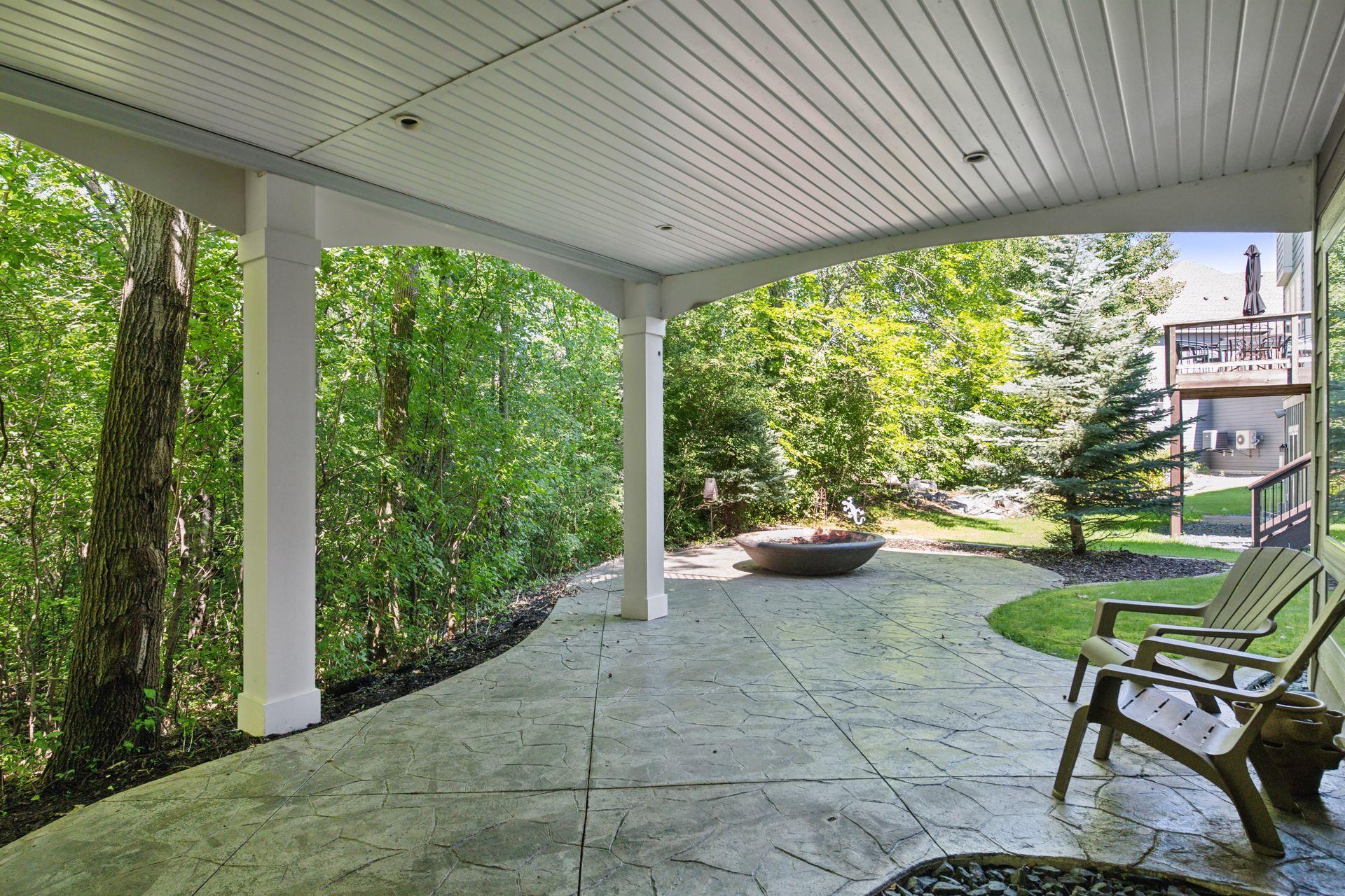 5295 Ranchview Lane N