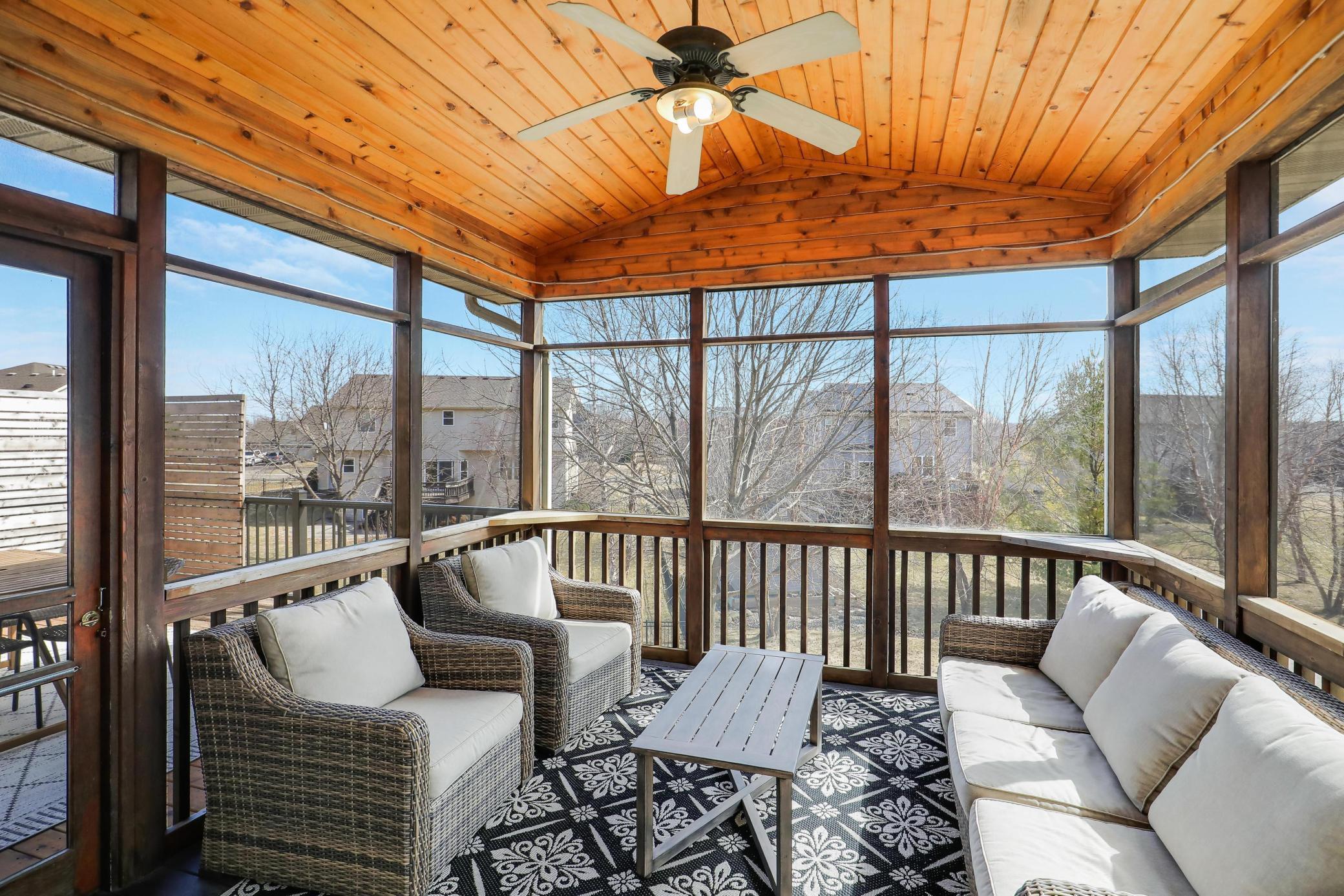 13472 Clearwater Circle