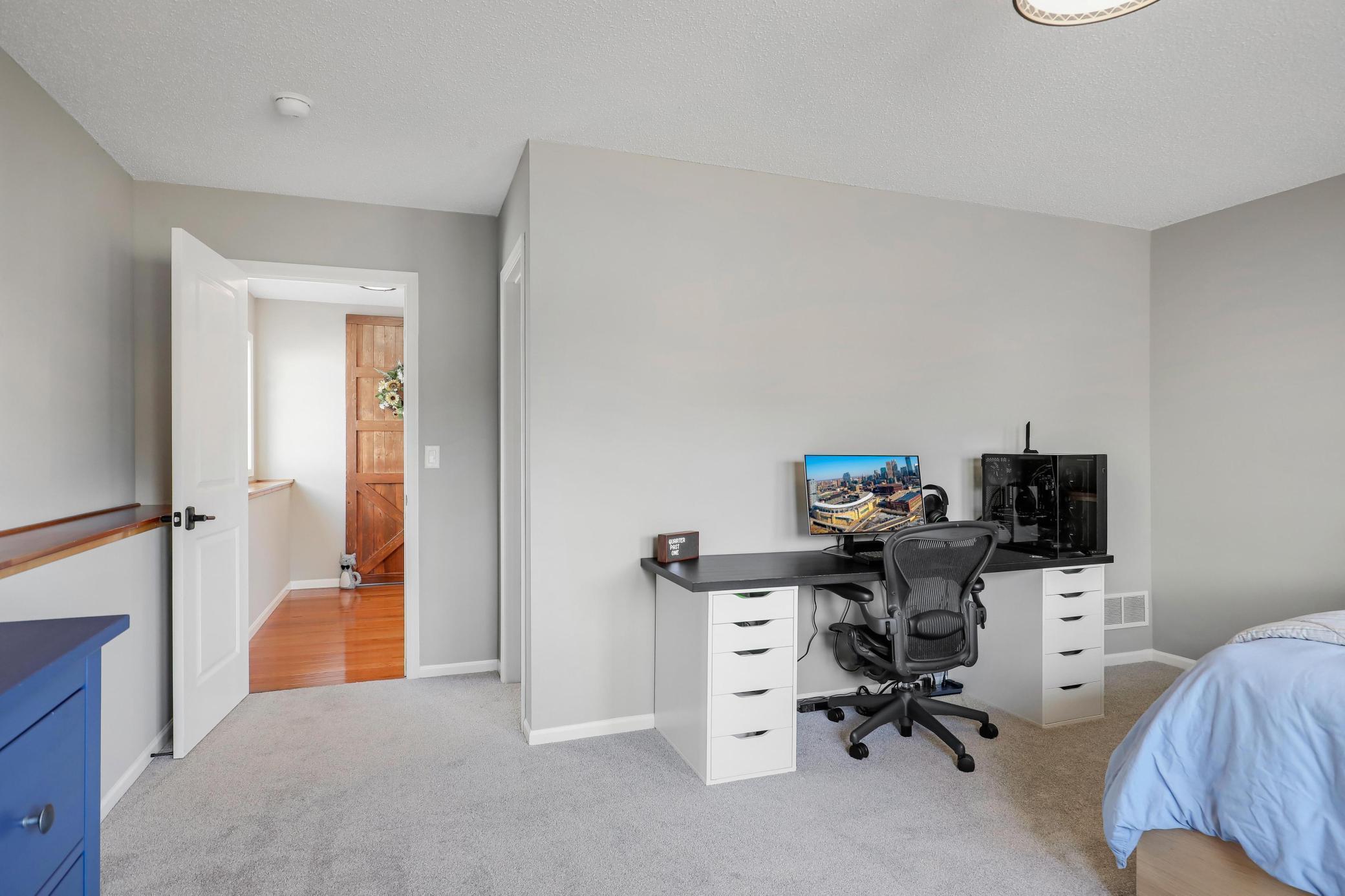 13472 Clearwater Circle