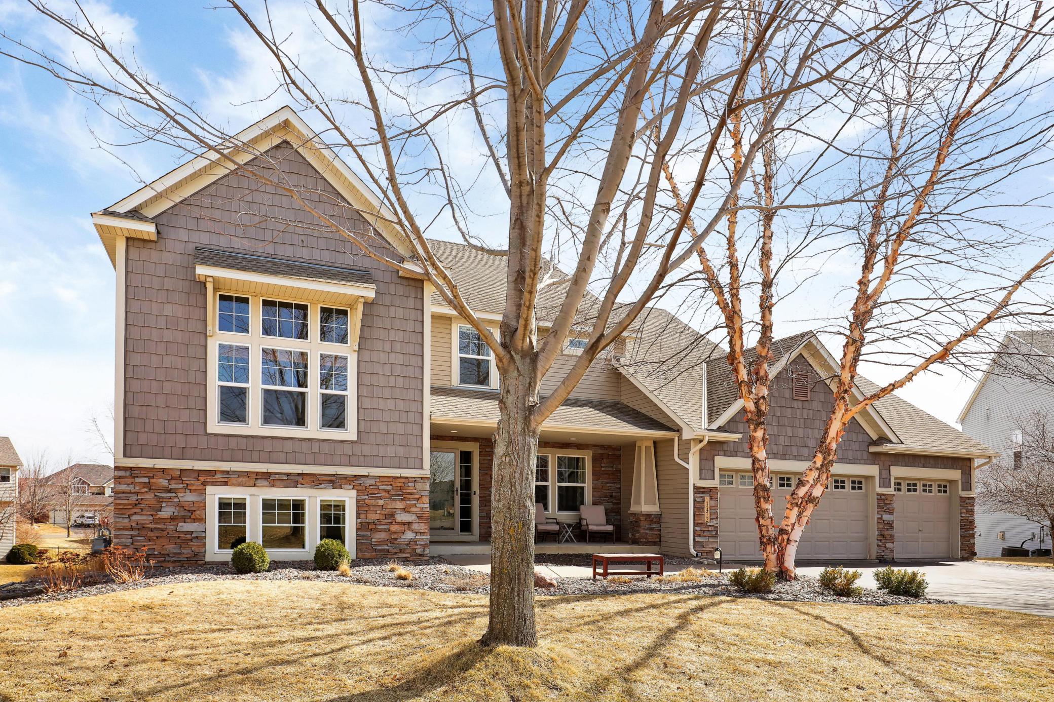 13472 Clearwater Circle