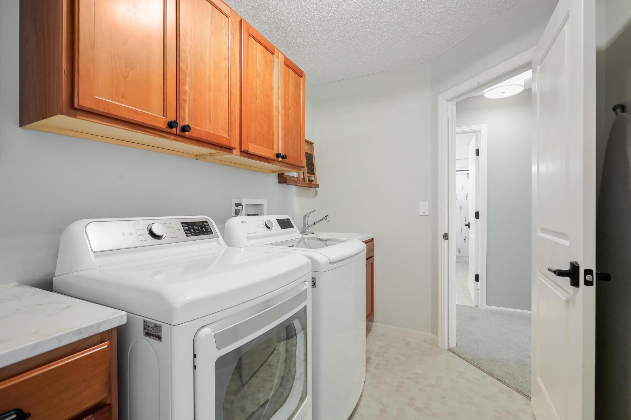13472 Clearwater Circle