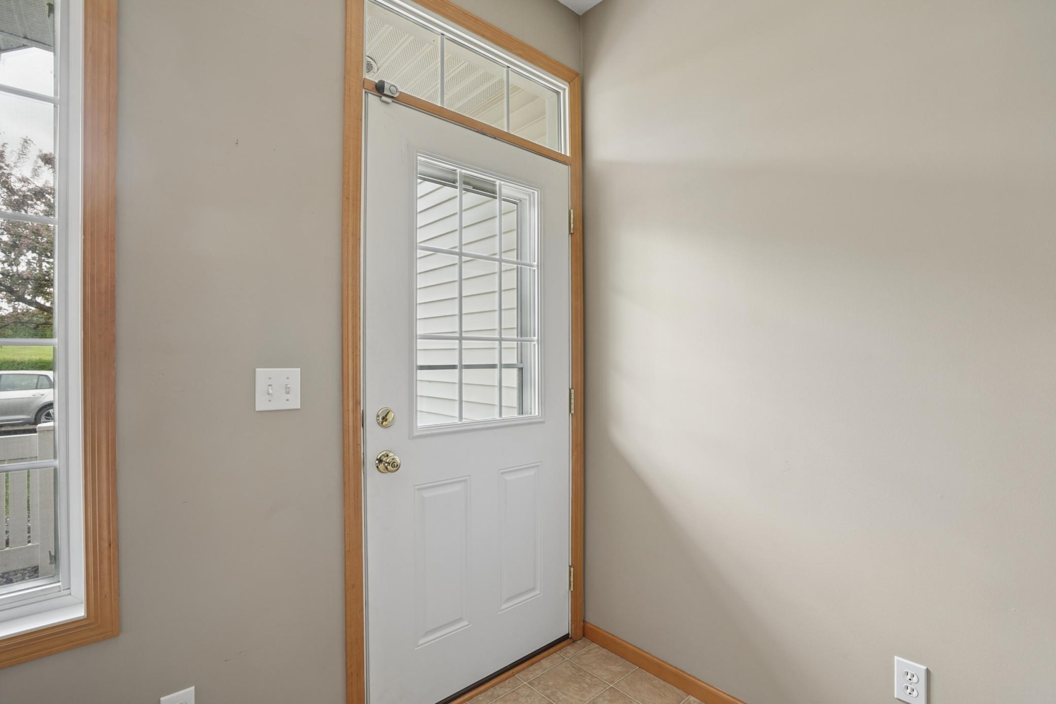 805 Willow Glen Court Unit: 1102