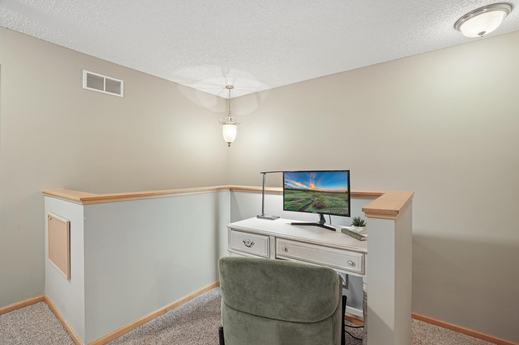805 Willow Glen Court Unit: 1102