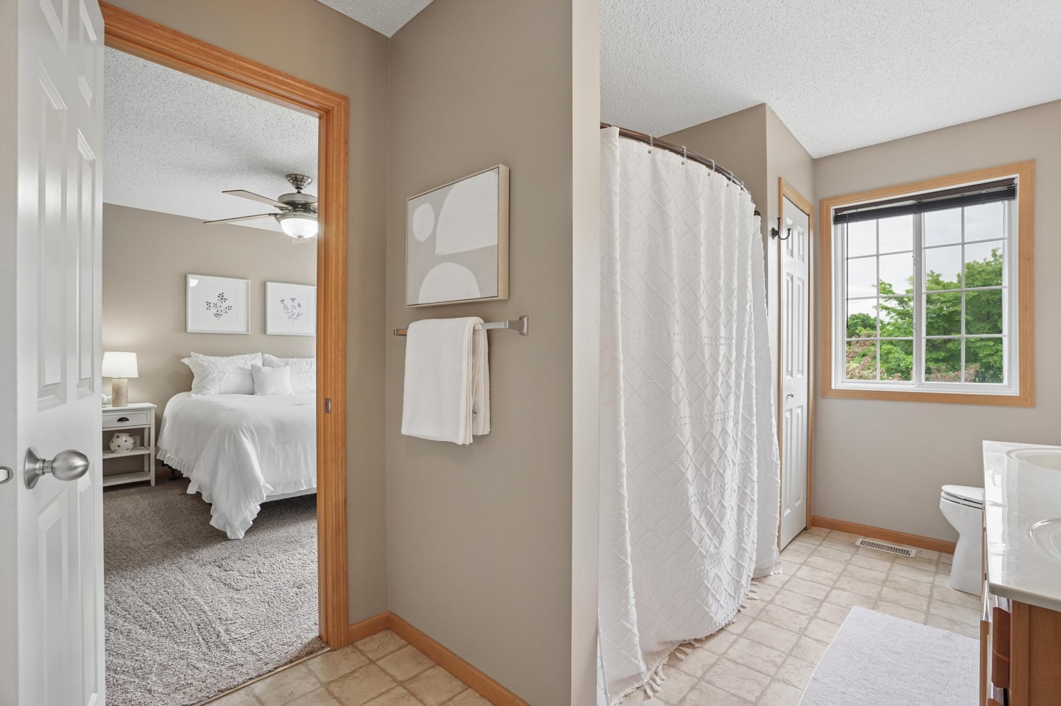 805 Willow Glen Court Unit: 1102