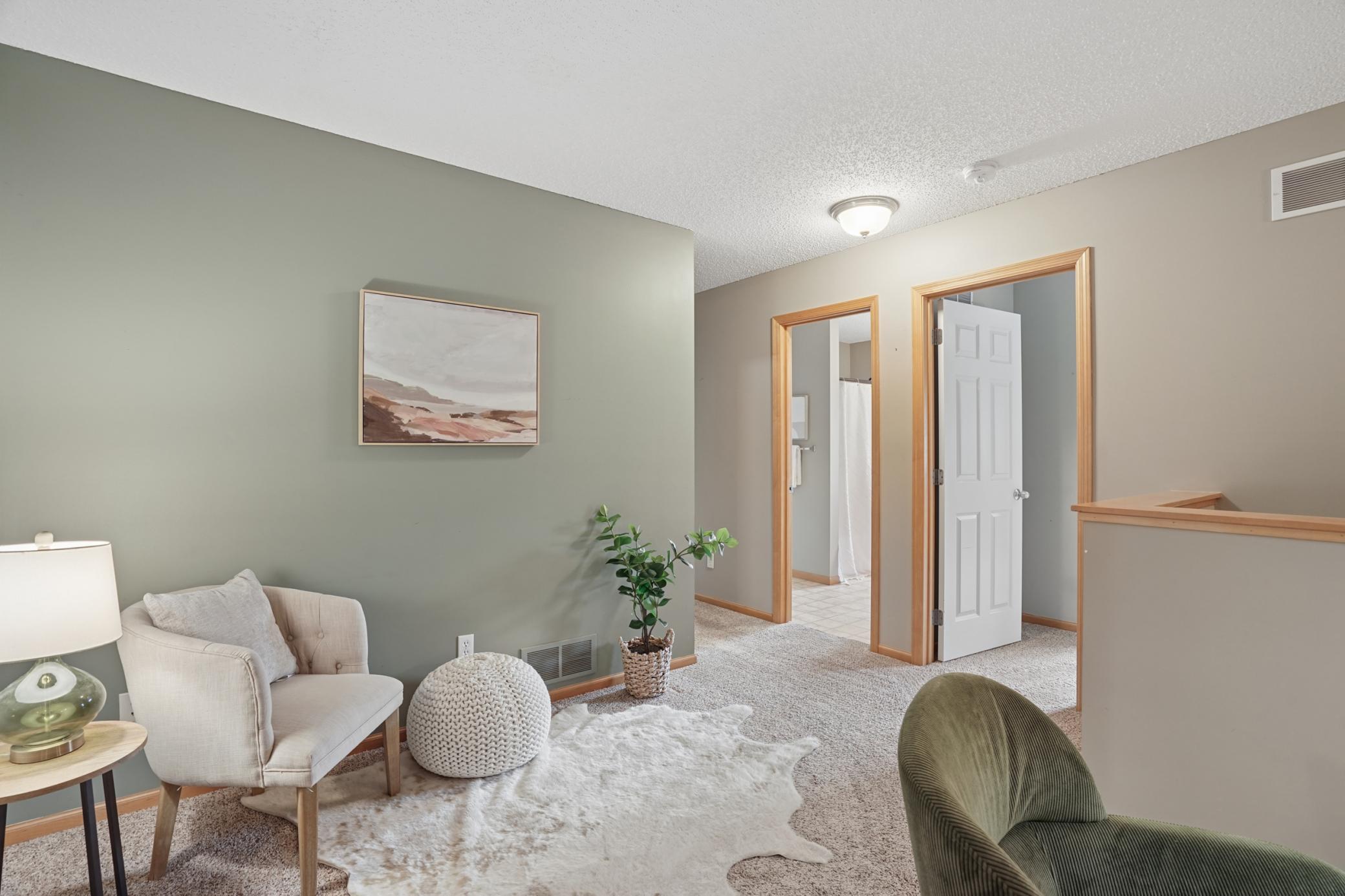 805 Willow Glen Court Unit: 1102