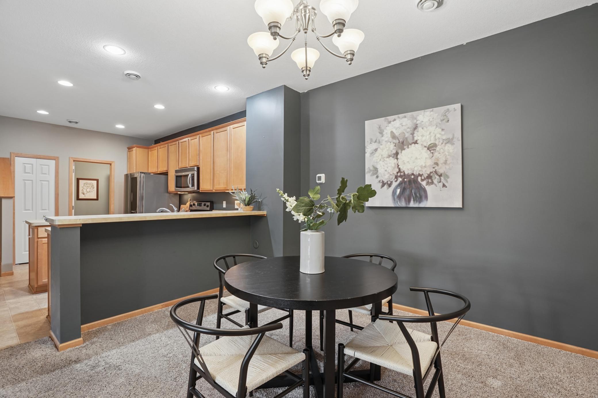 805 Willow Glen Court Unit: 1102