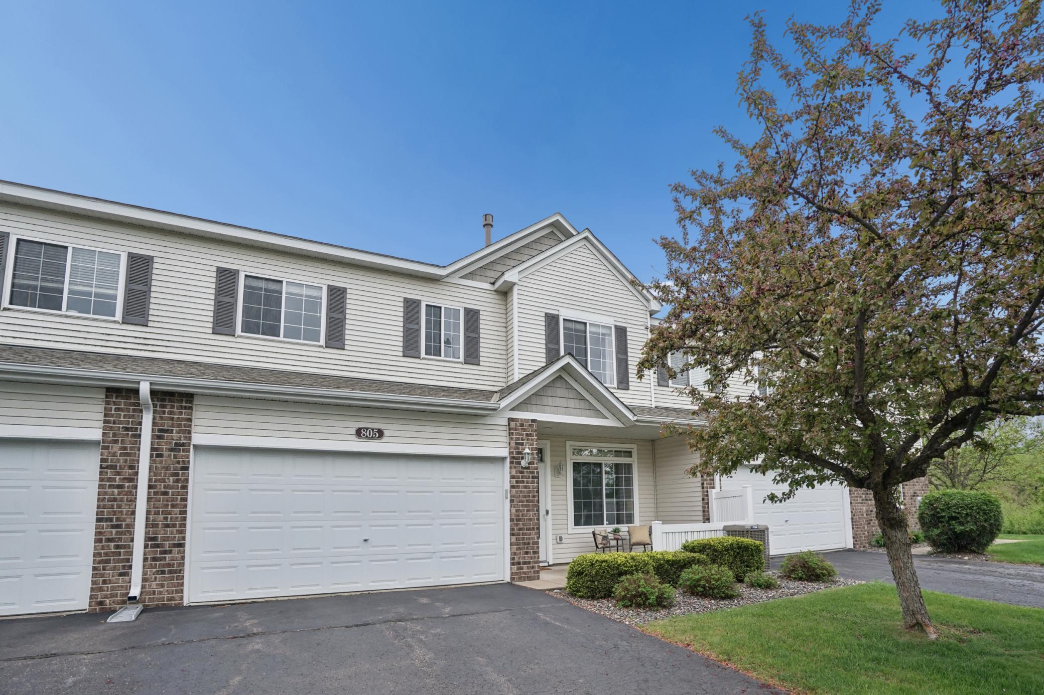 805 Willow Glen Court Unit: 1102