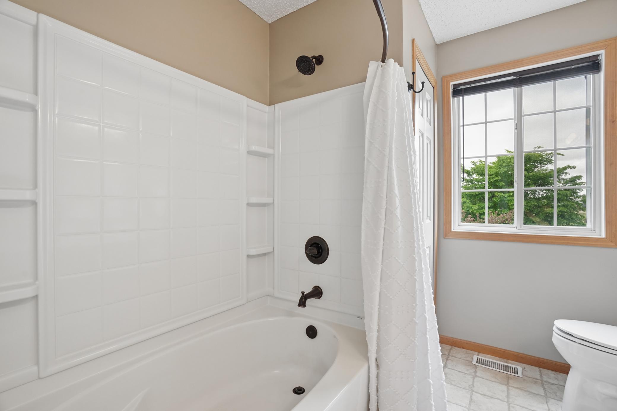 805 Willow Glen Court Unit: 1102