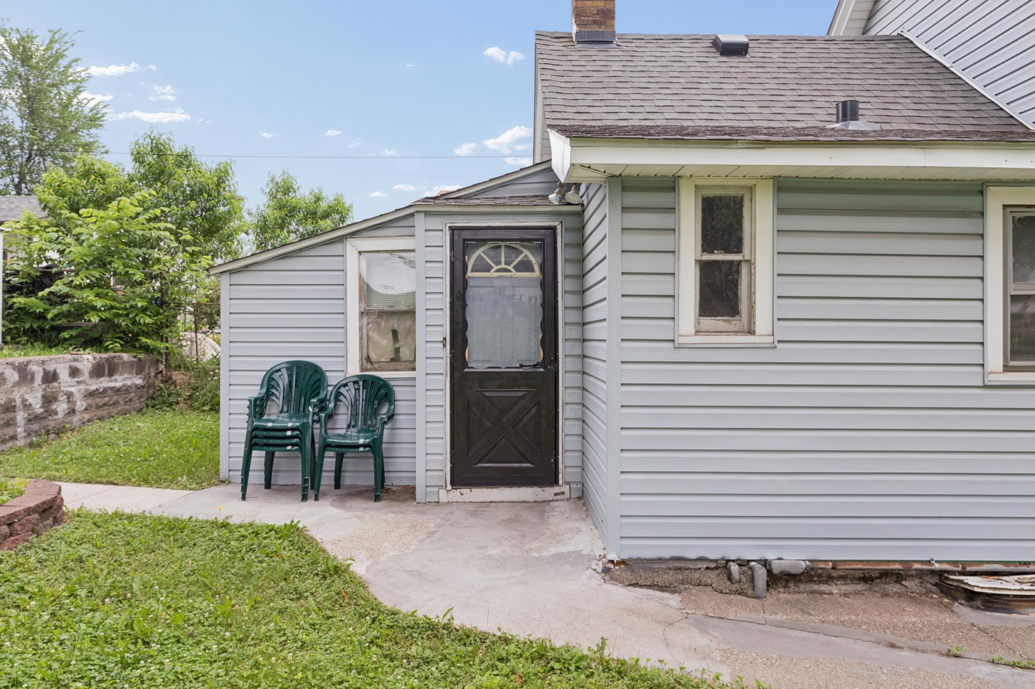 1087 Matilda Street