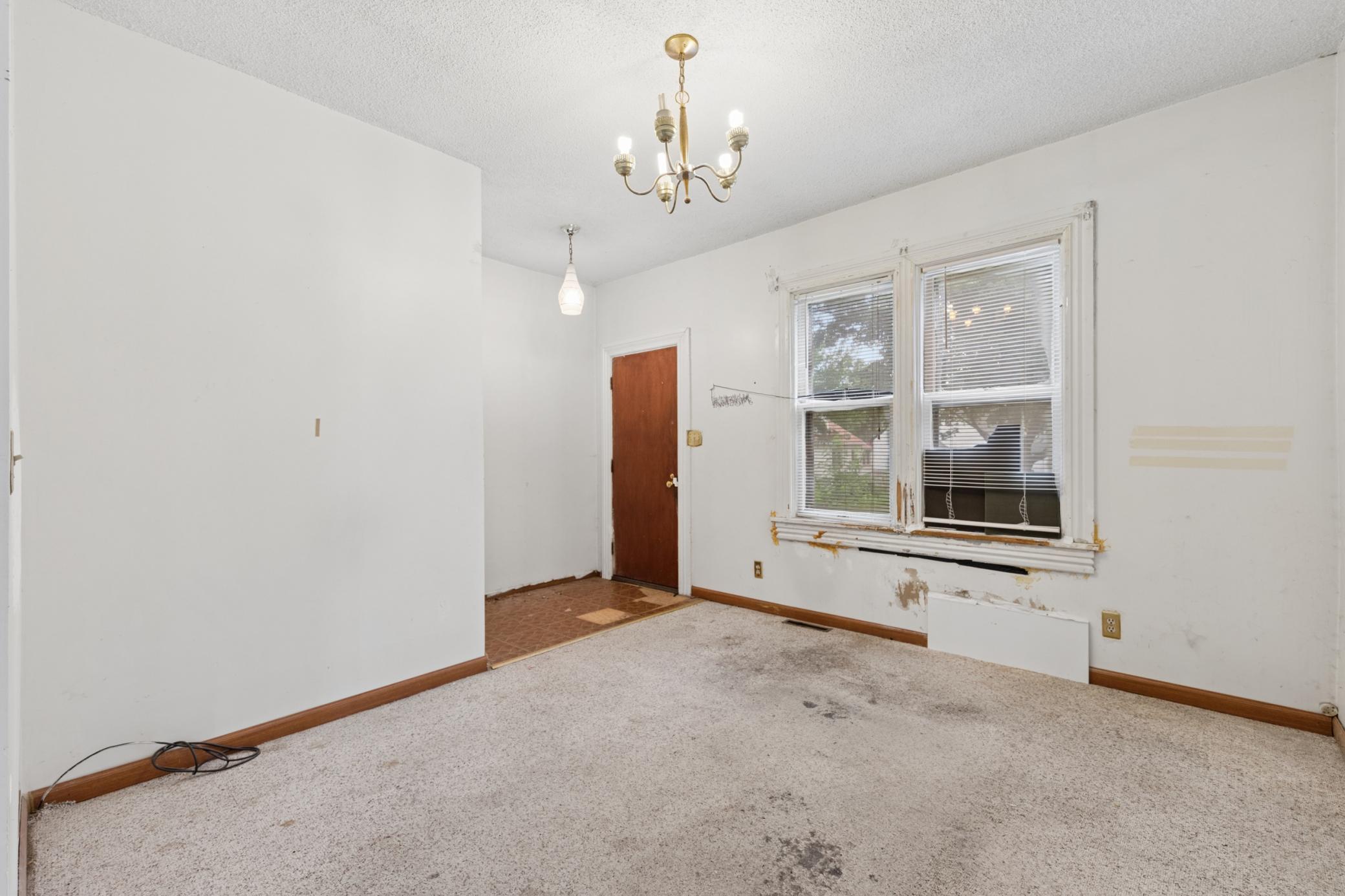 1087 Matilda Street
