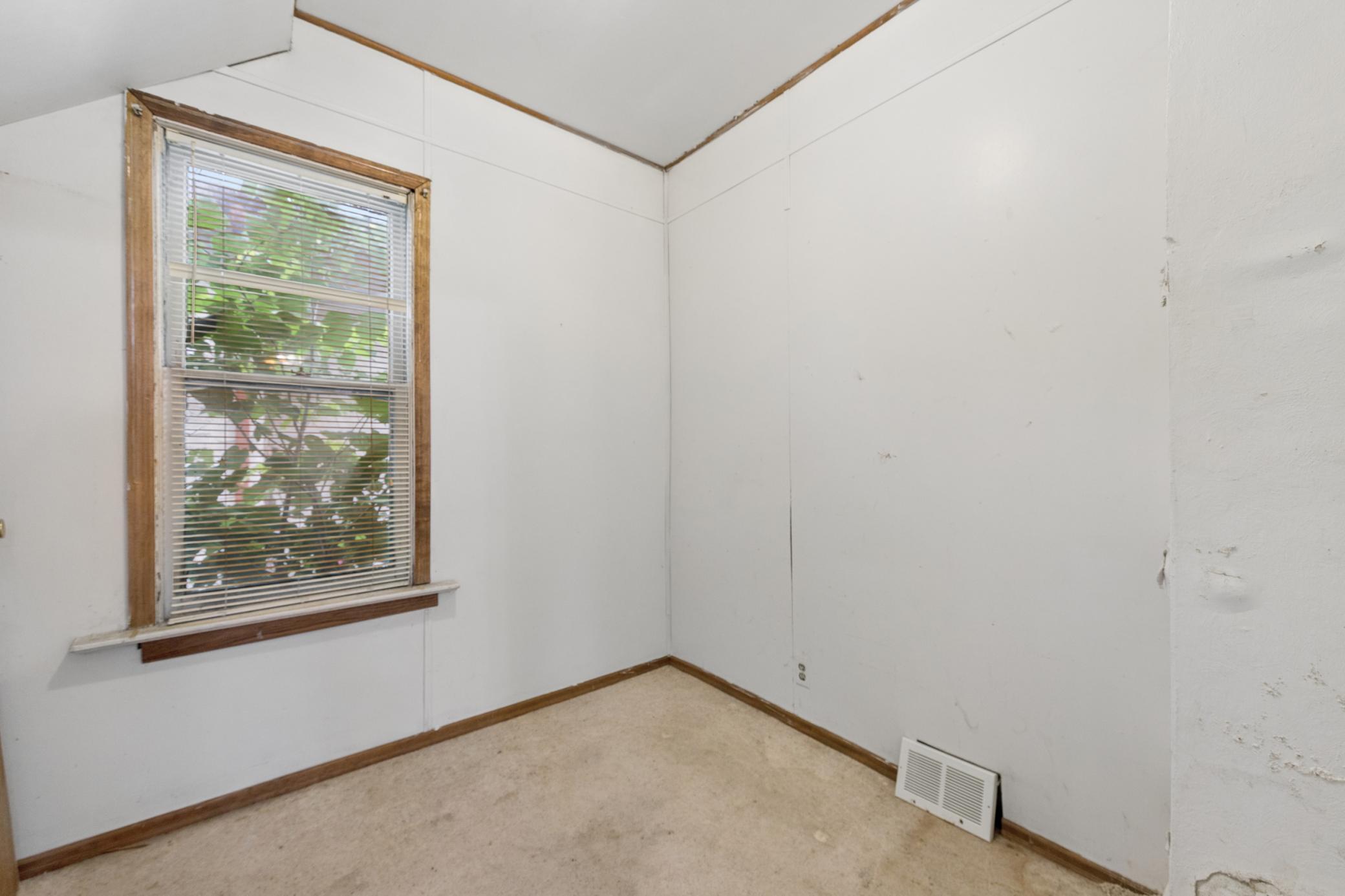 1087 Matilda Street