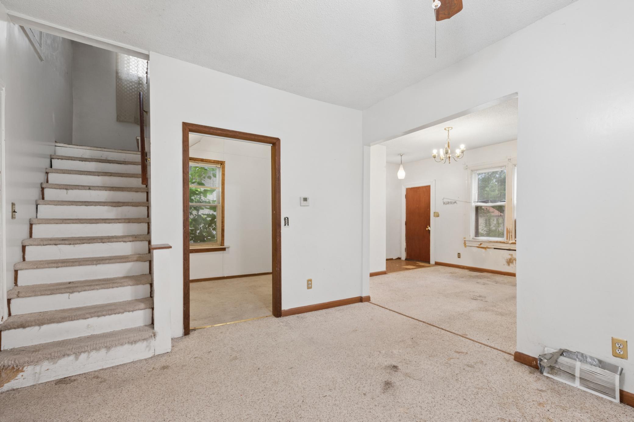 1087 Matilda Street
