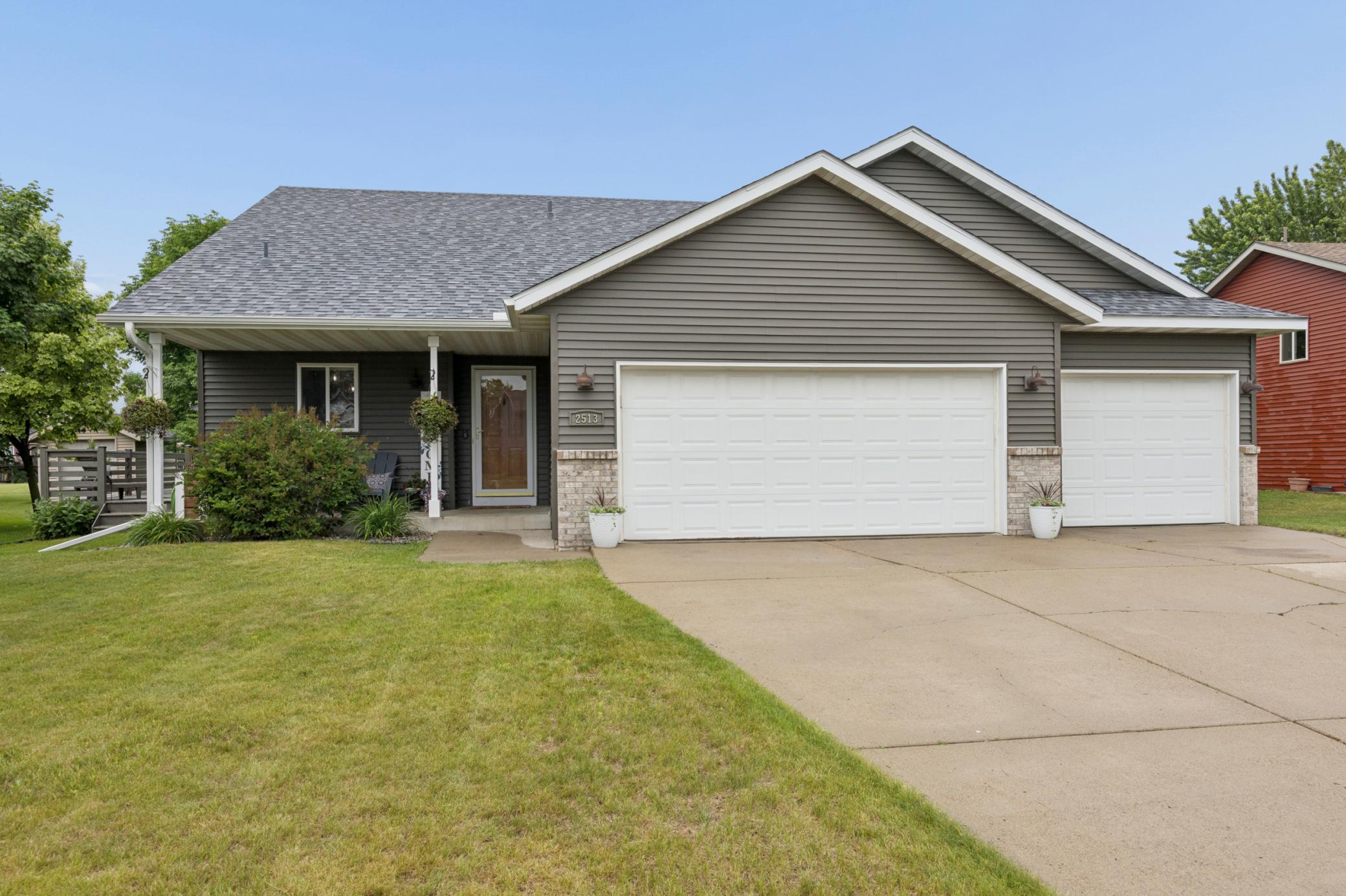 2513 Ocarina Drive