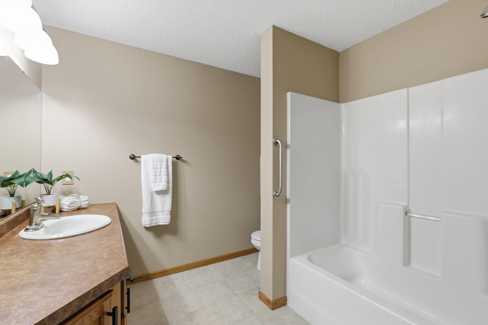 10563 64th Lane NE