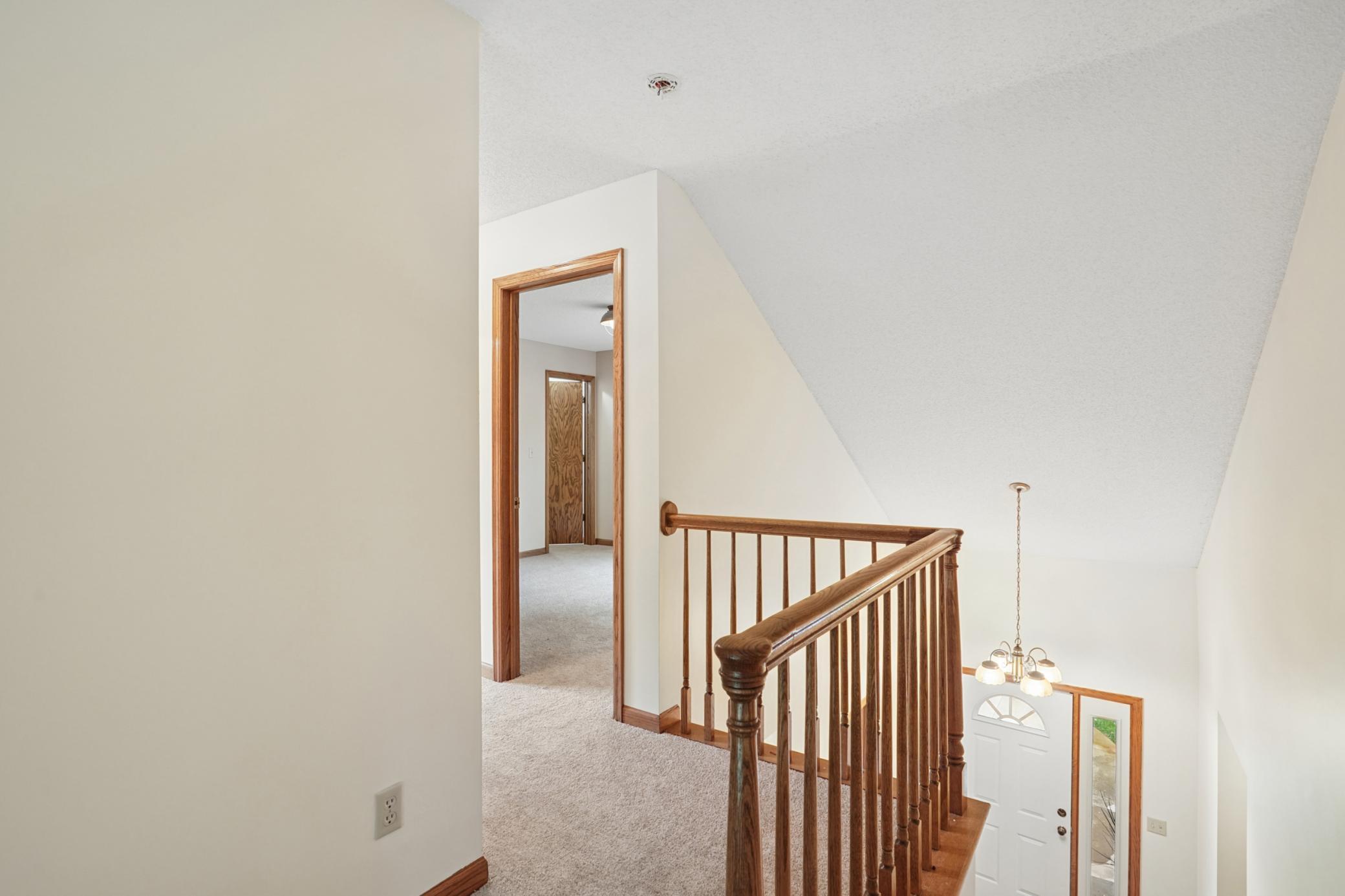 885 Katydid Lane NE