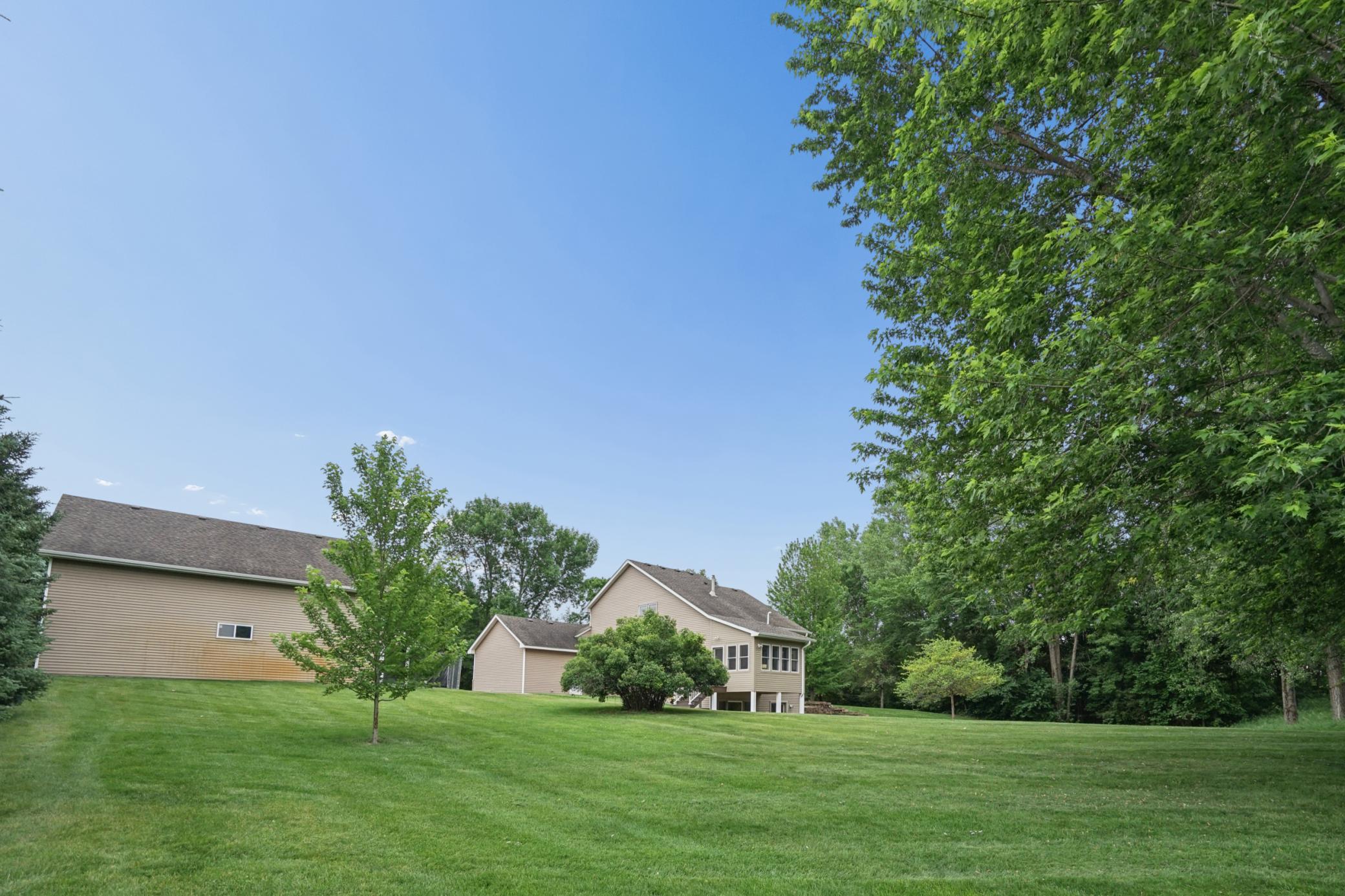 885 Katydid Lane NE