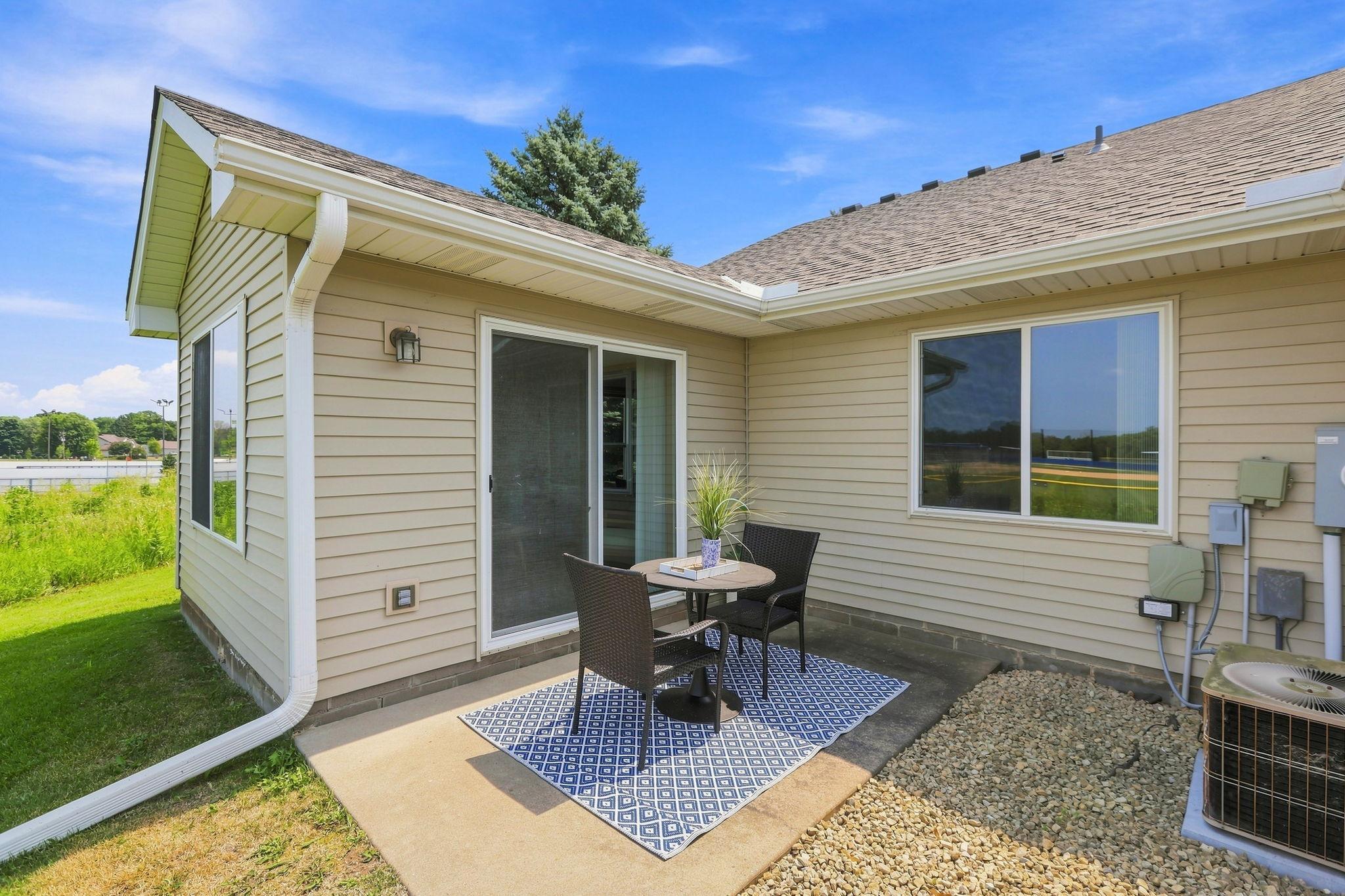 21728 Evergreen Trail