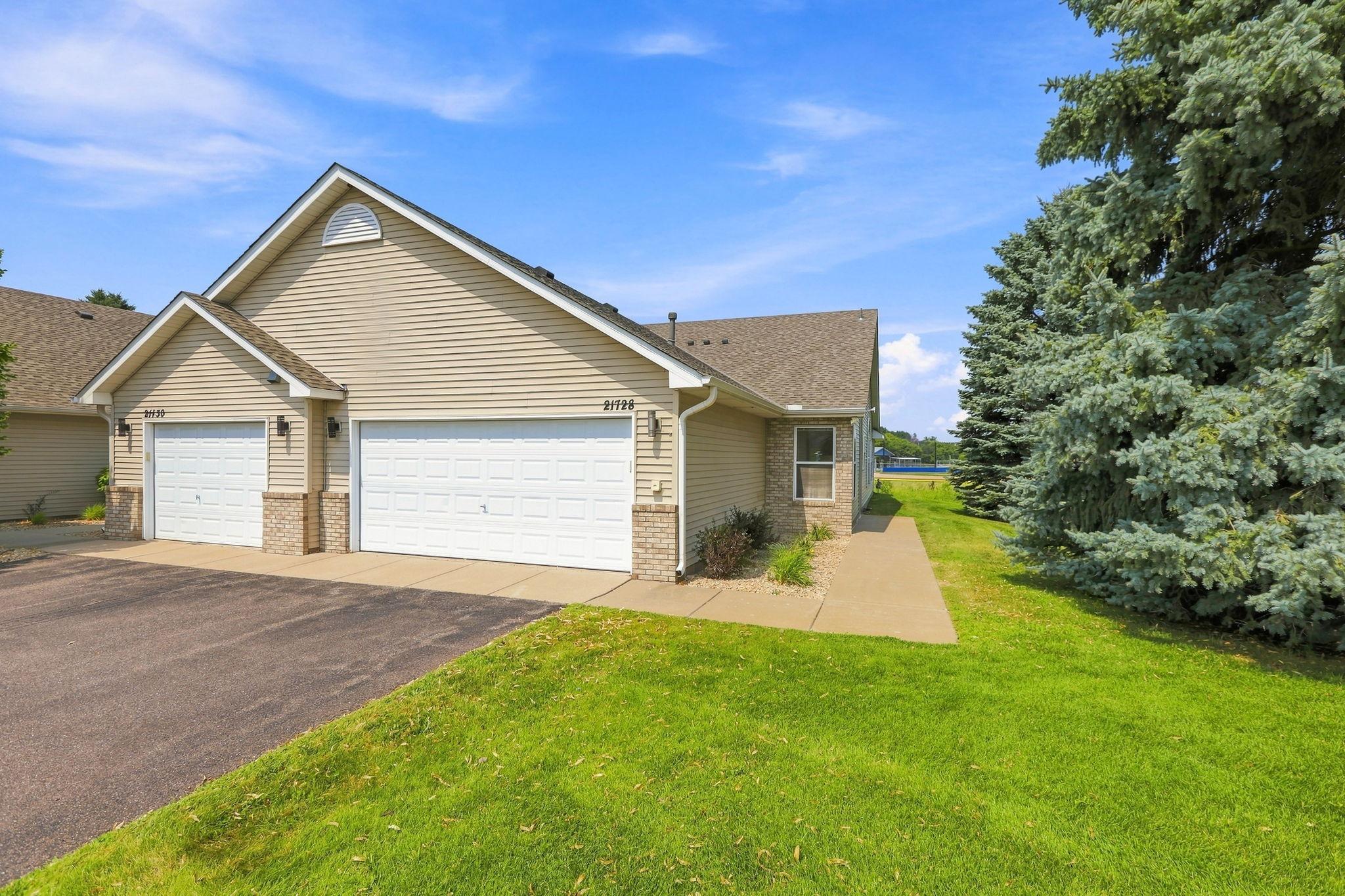 21728 Evergreen Trail