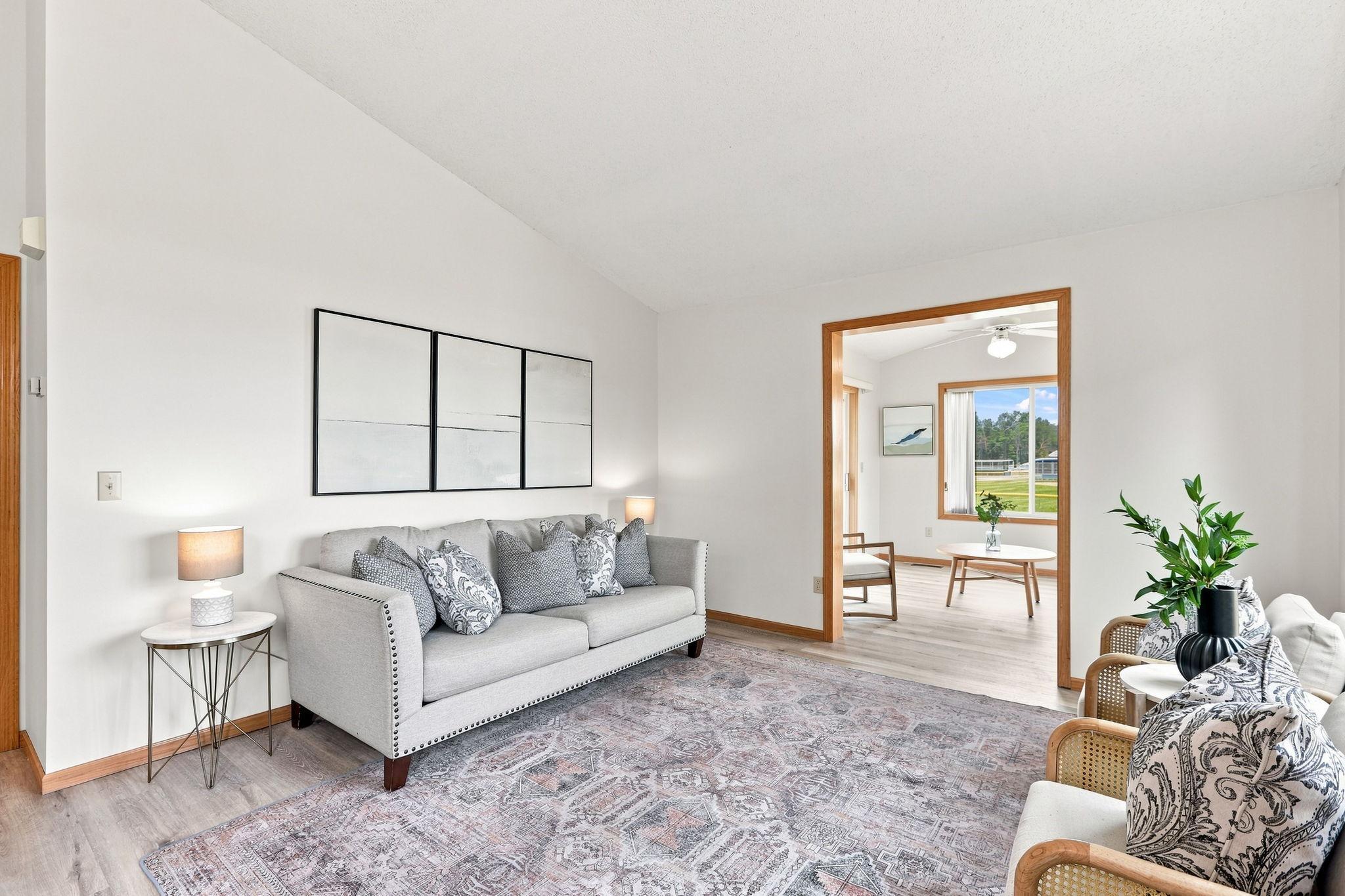21728 Evergreen Trail