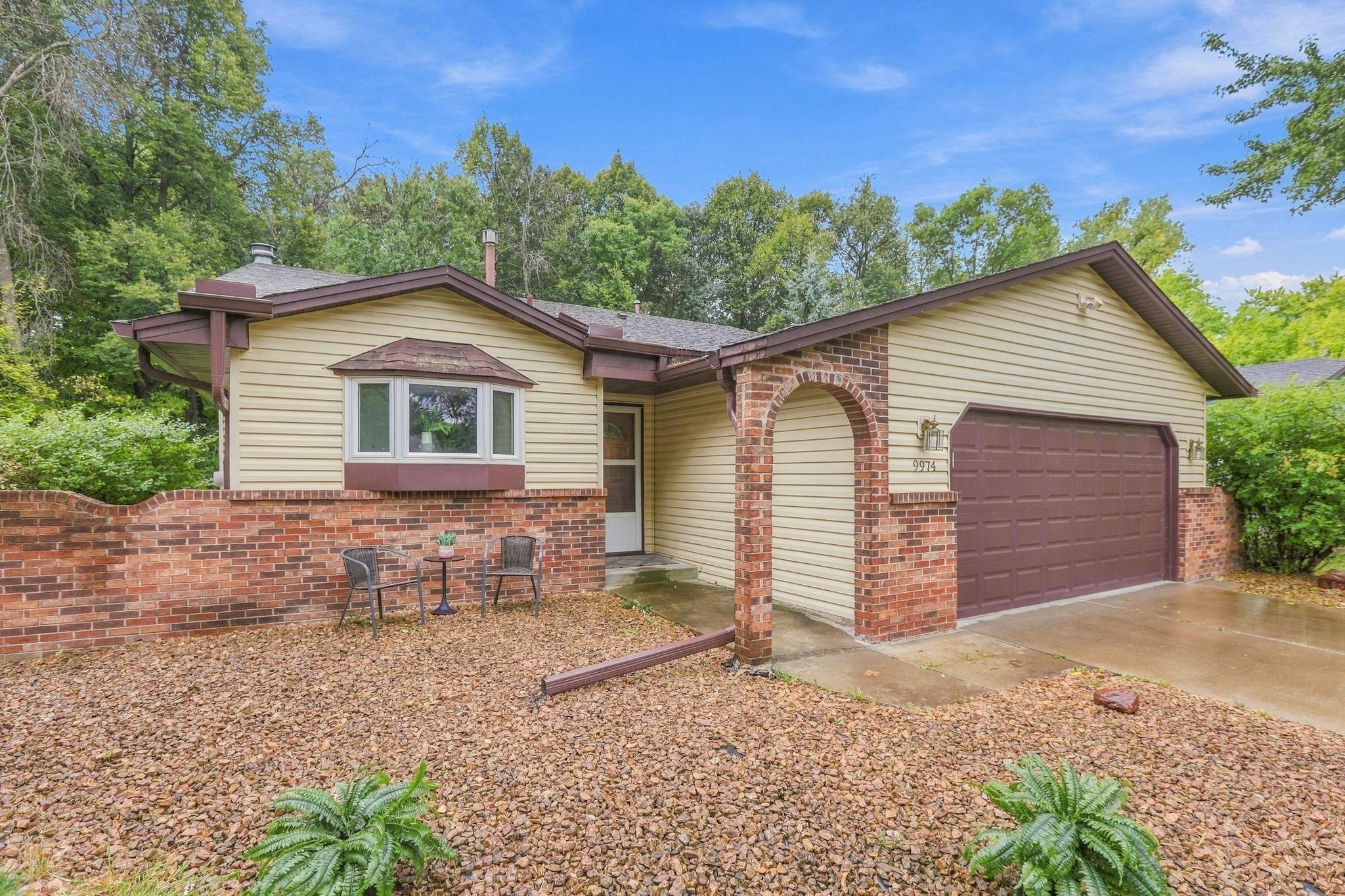 9974 Hemlock Way