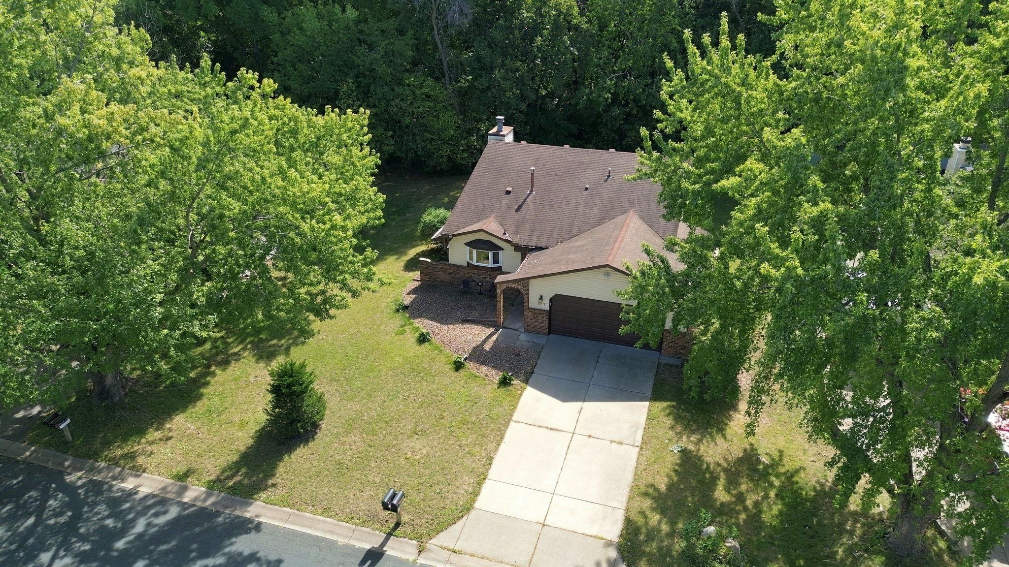 9974 Hemlock Way