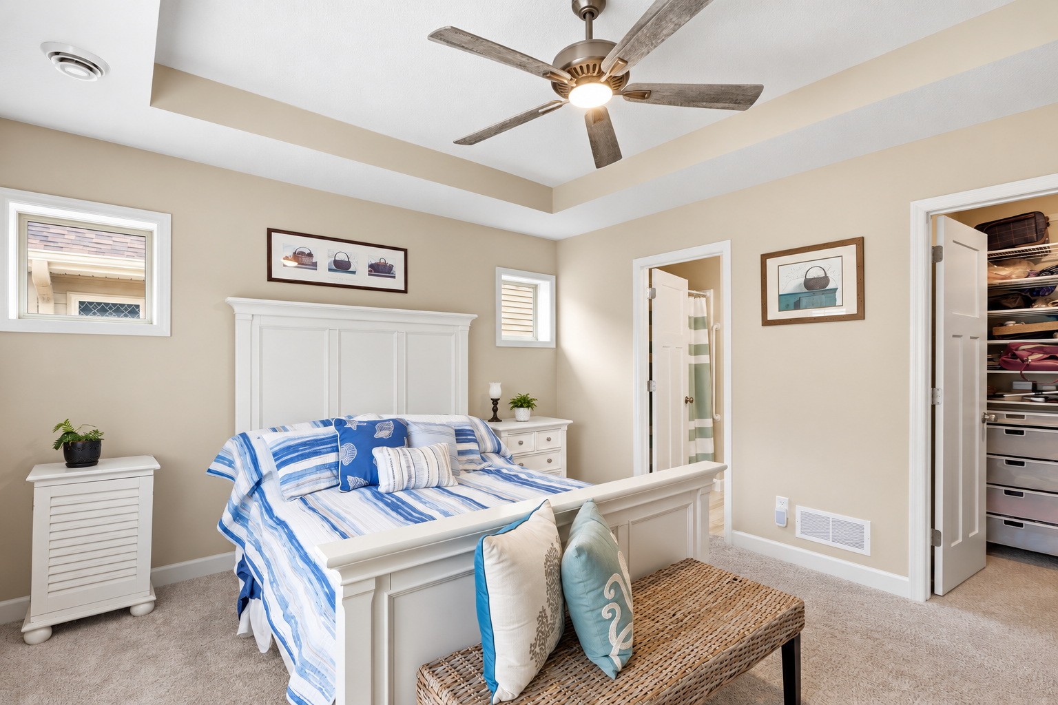 6055 Iris Lane