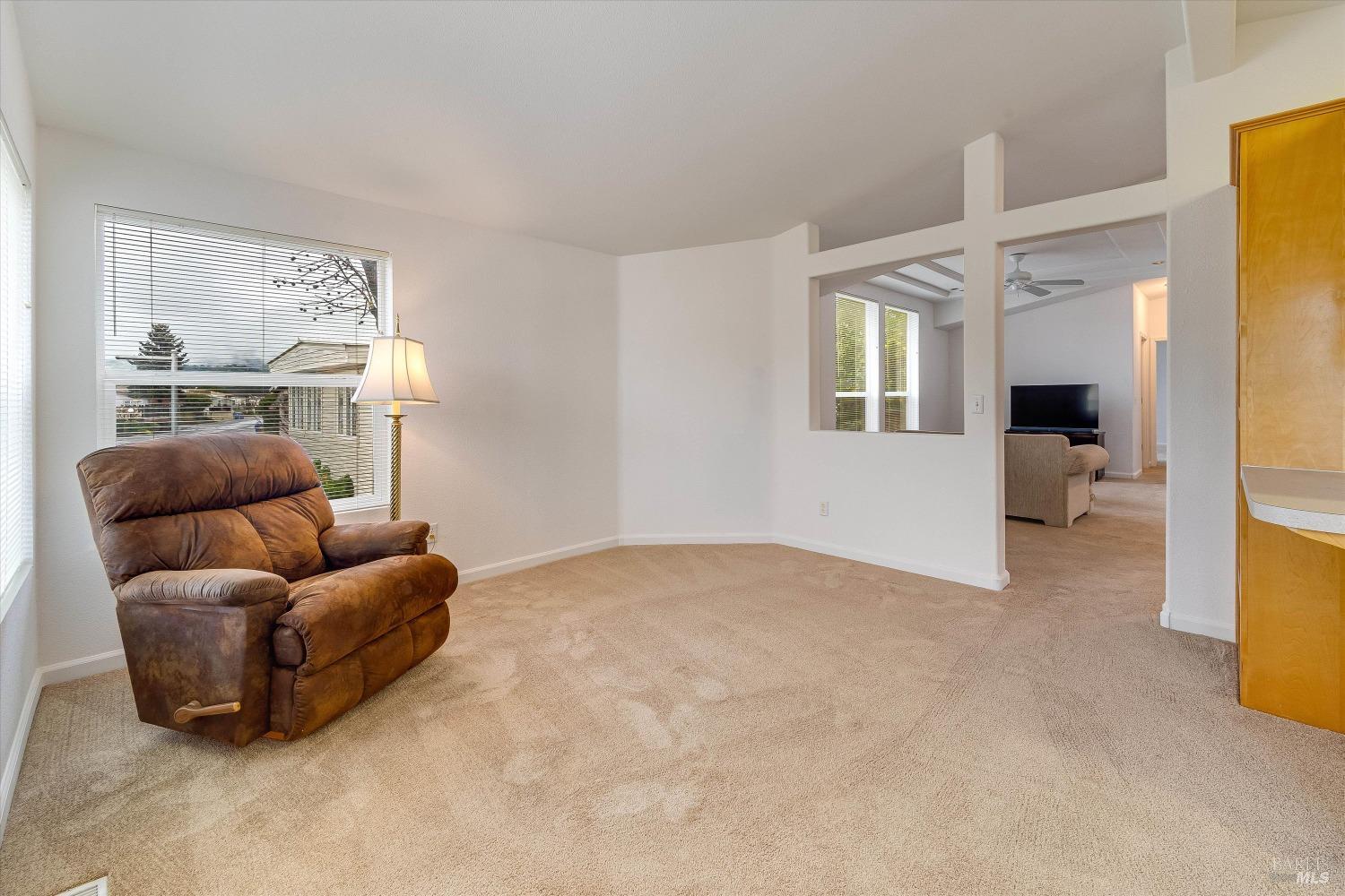 6468 Washington St #112