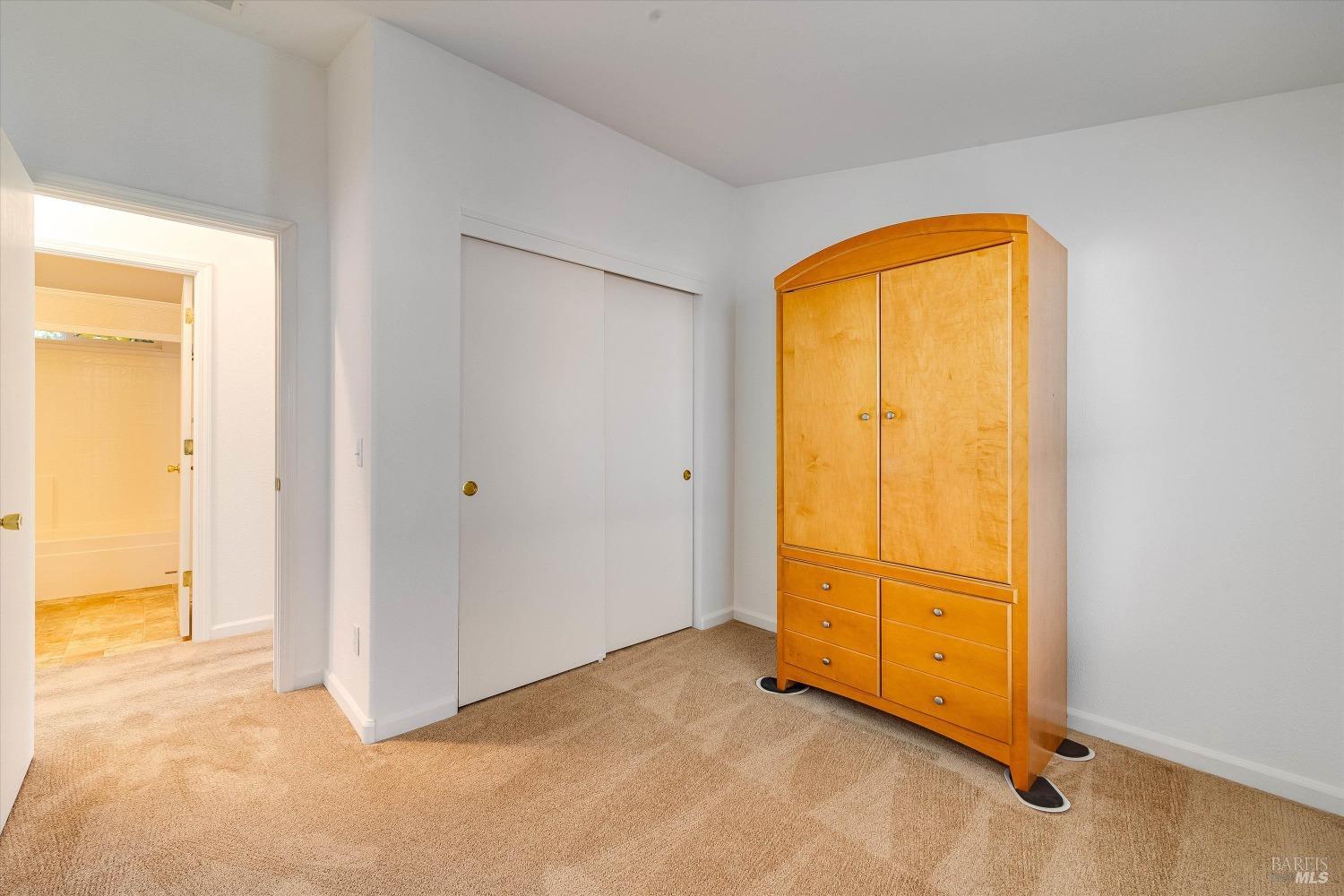 6468 Washington St #112